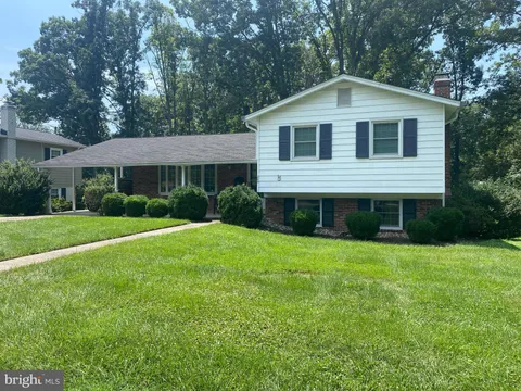205 Tulip Drive, Gaithersburg, MD 20877 - #: MDMC2232892