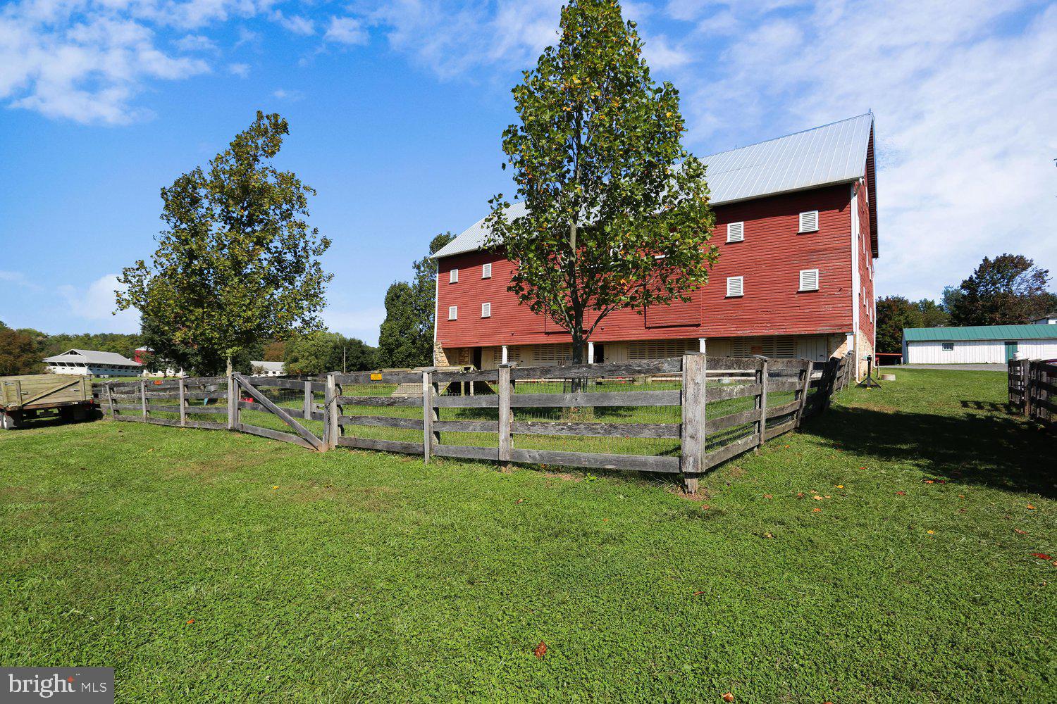 DEER PARK - Residential