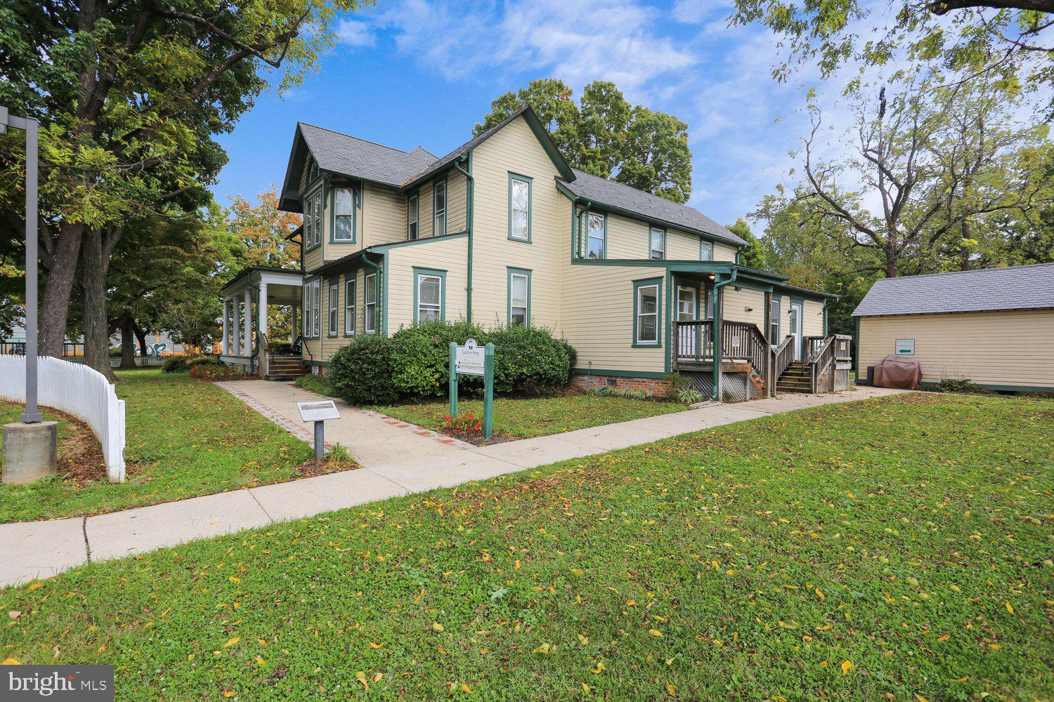 DEER PARK - Residential