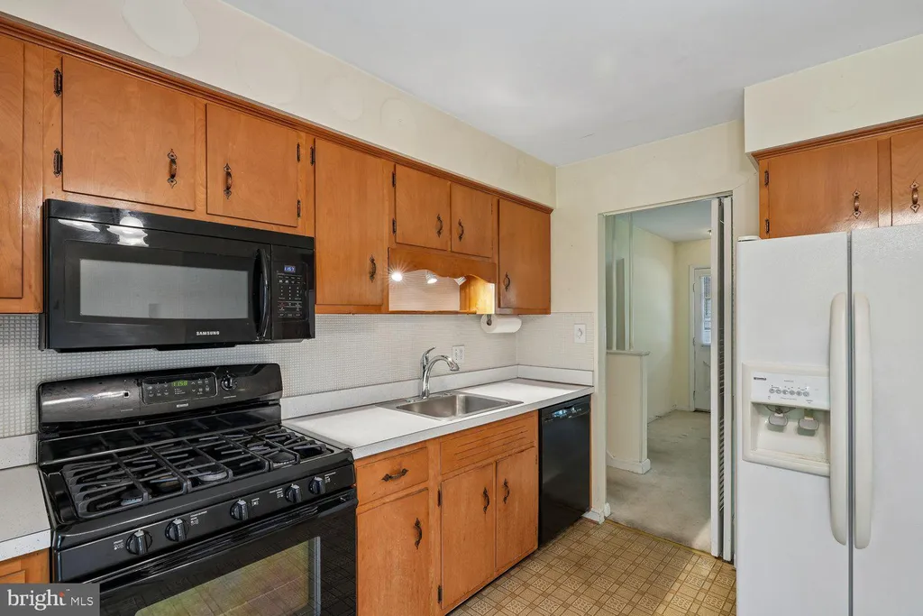 Additional image 14 of 205 Tulip Drive, Gaithersburg, MD 20877