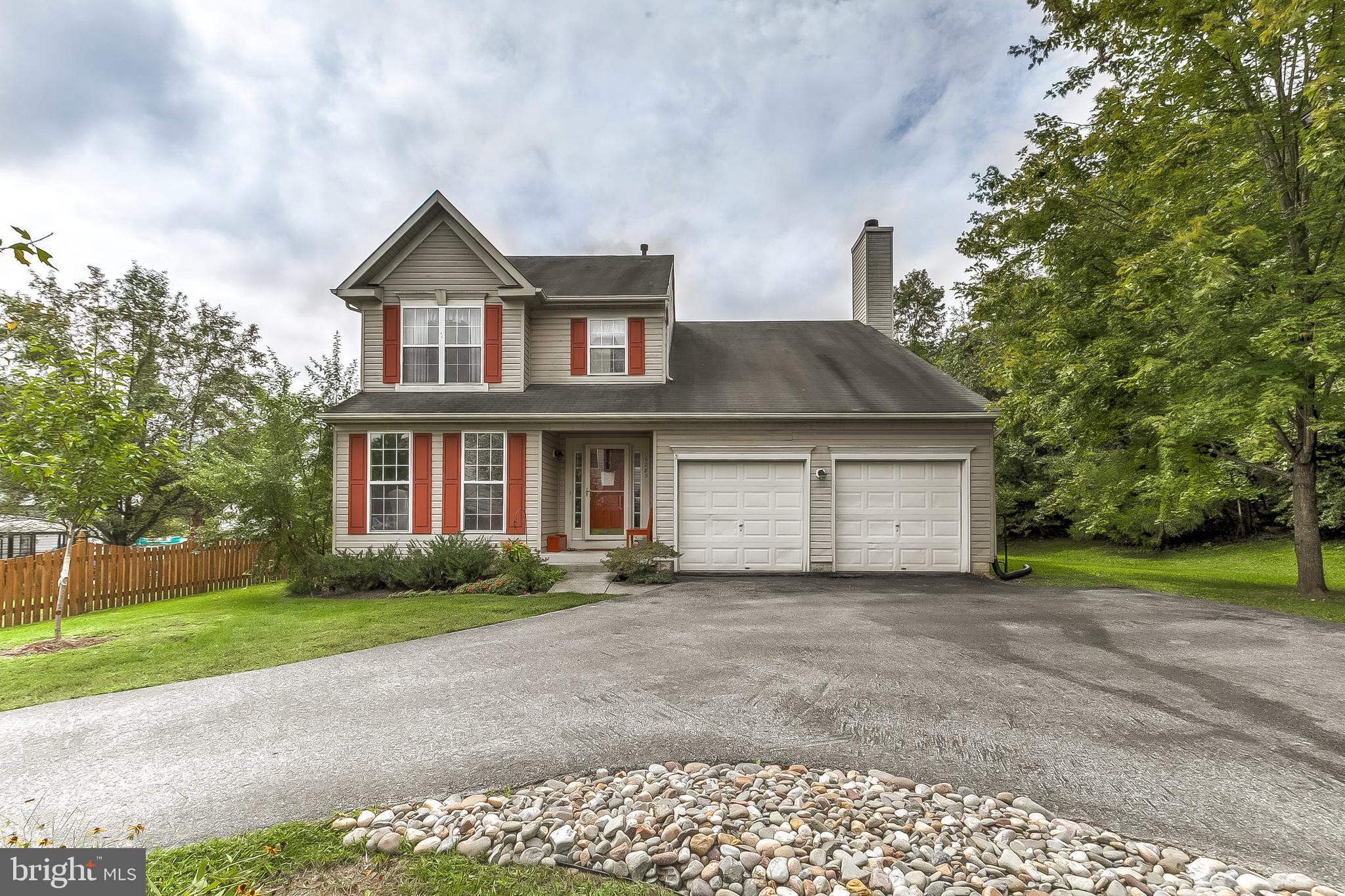 WARFIELDS RANGE - Residential