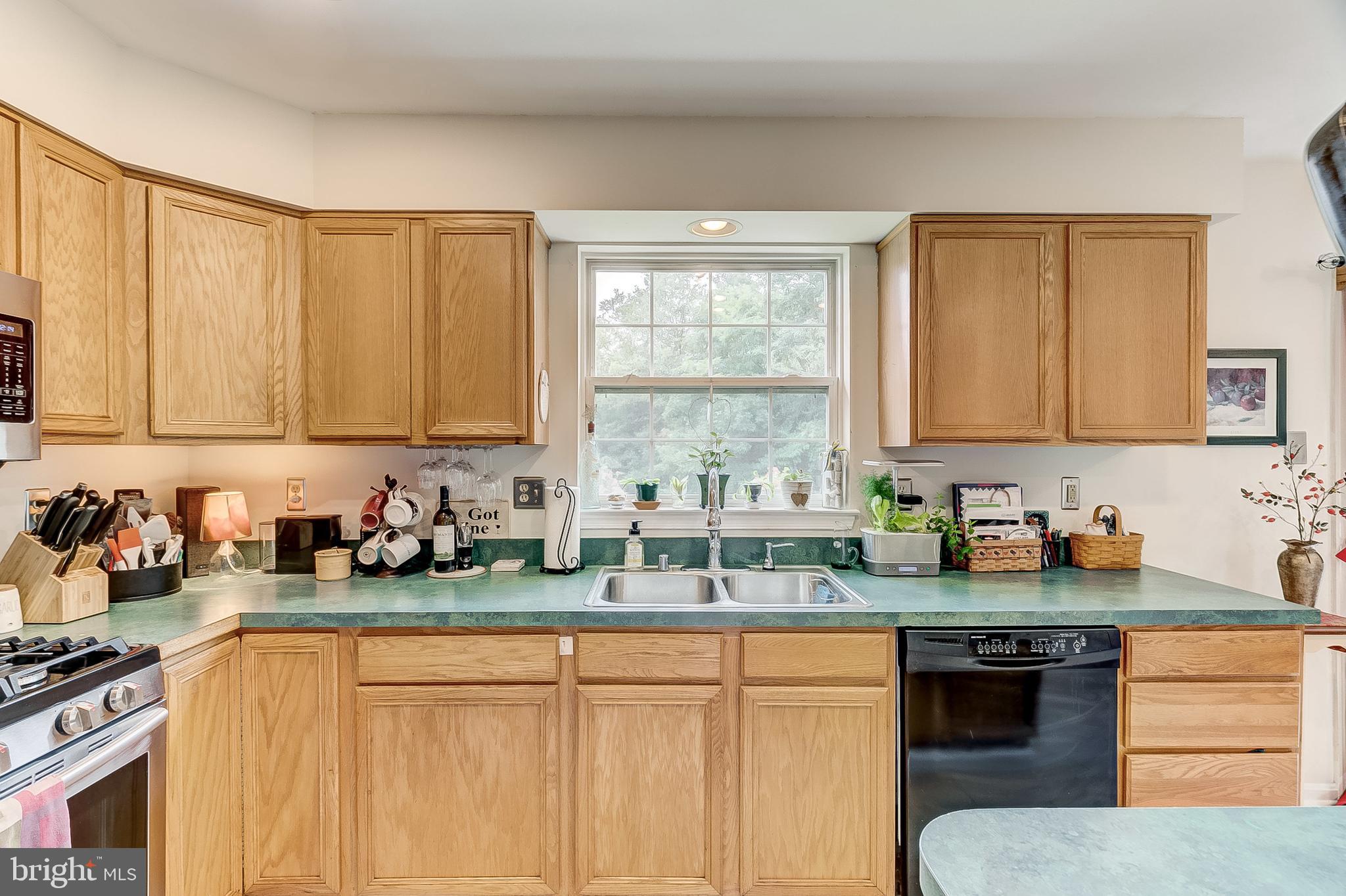 WARFIELDS RANGE - Residential