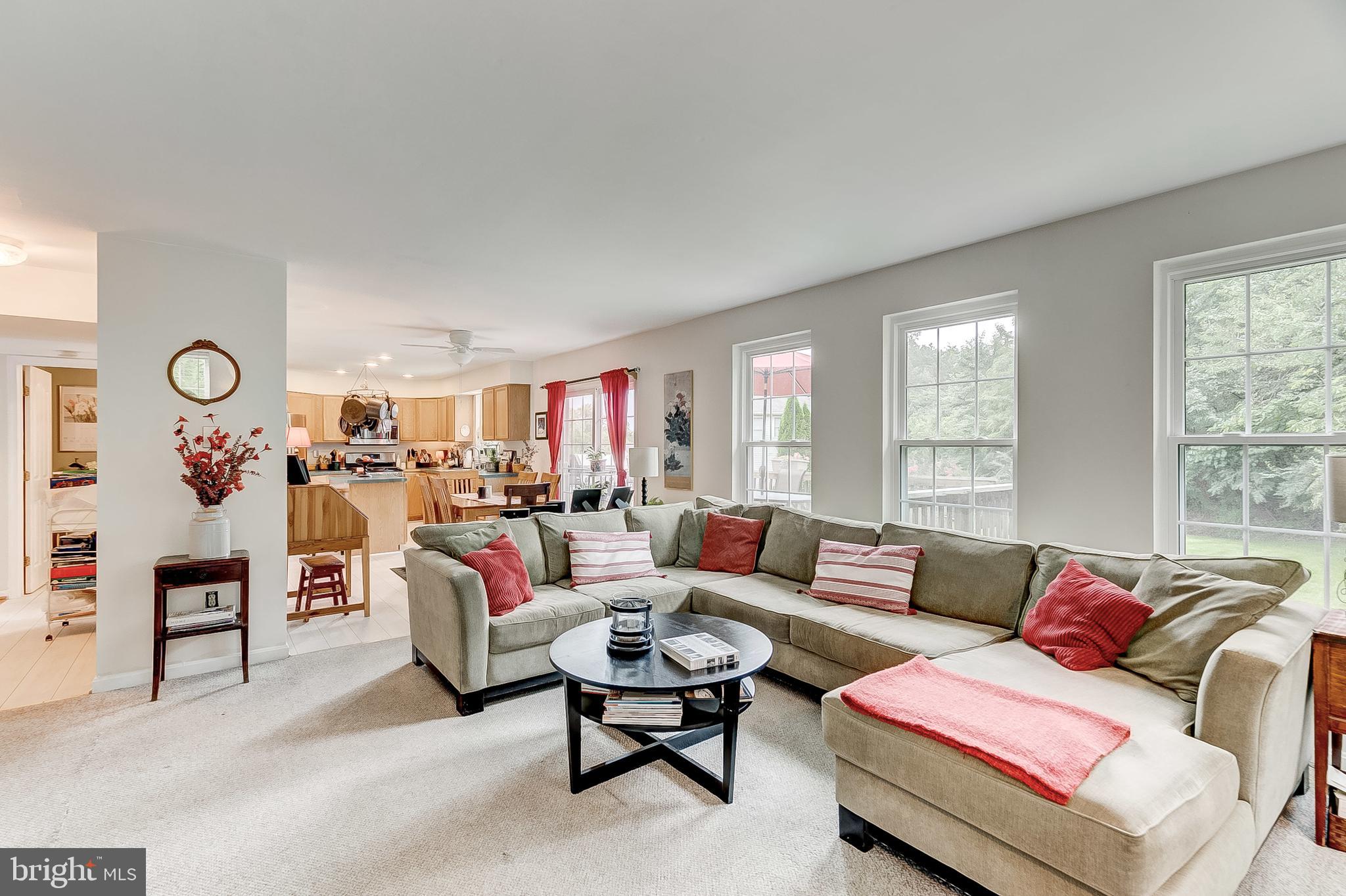 WARFIELDS RANGE - Residential