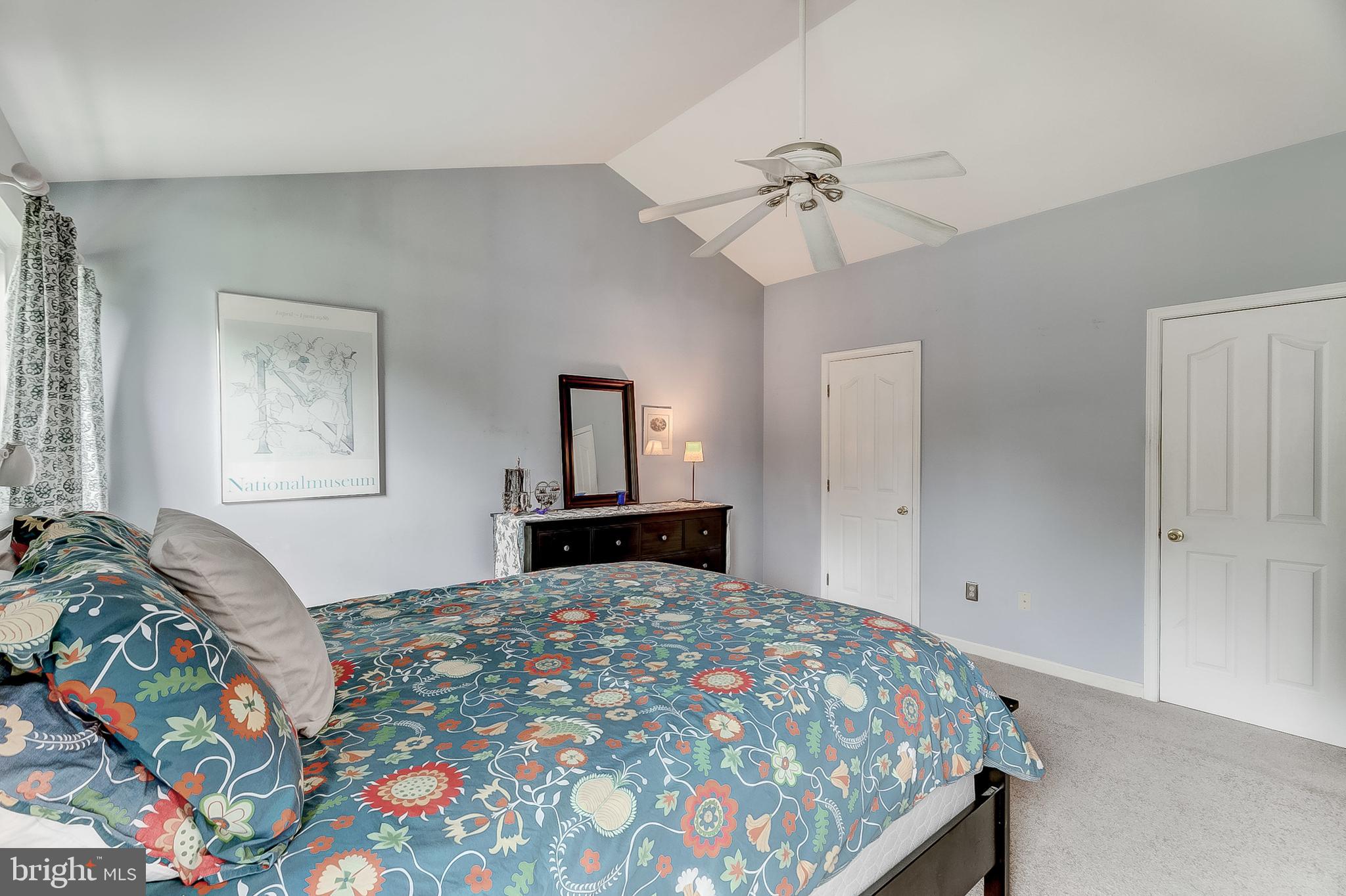 WARFIELDS RANGE - Residential