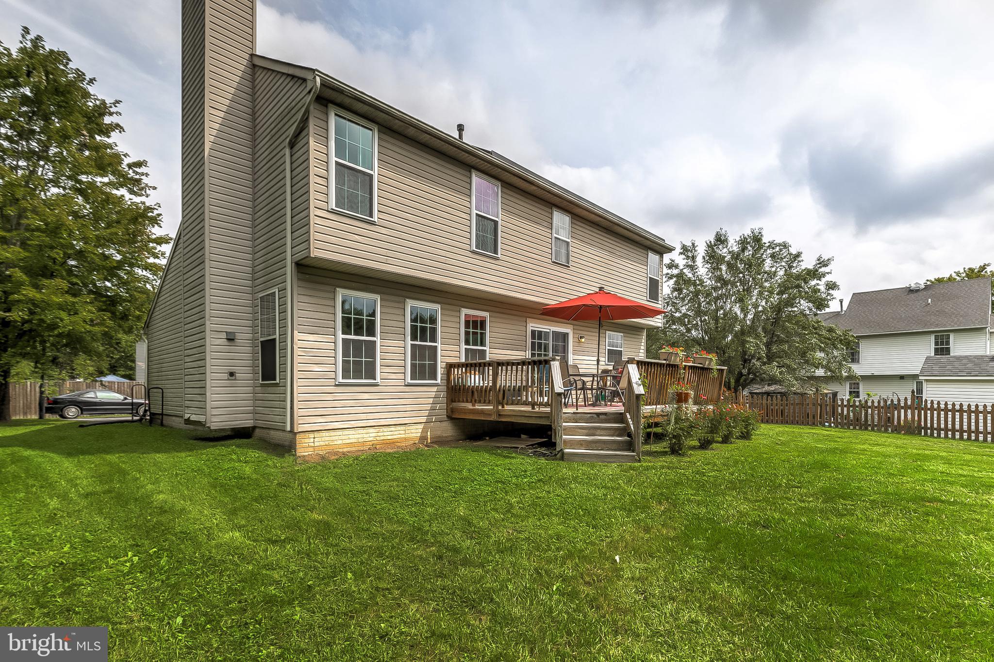 WARFIELDS RANGE - Residential