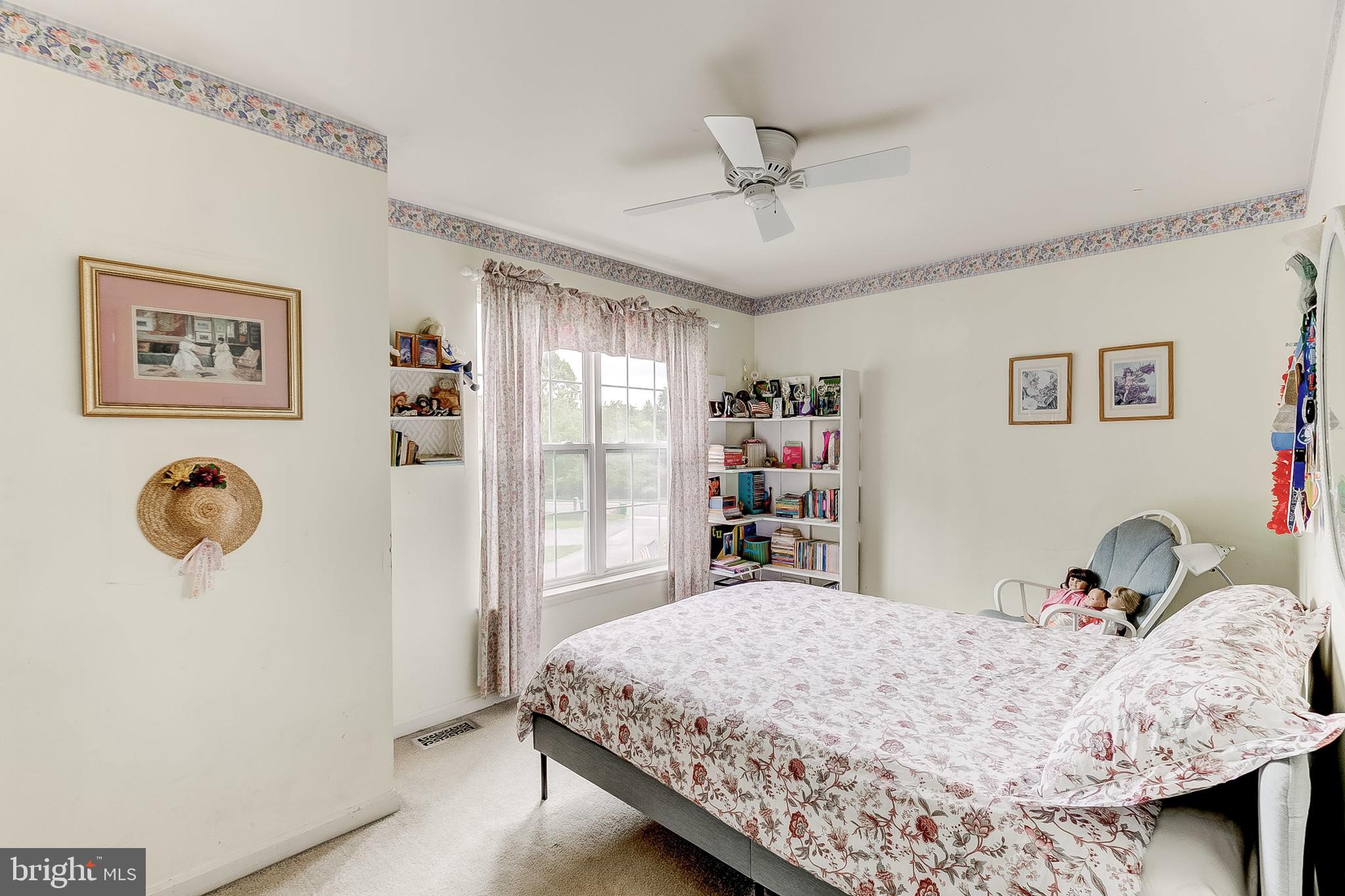 WARFIELDS RANGE - Residential