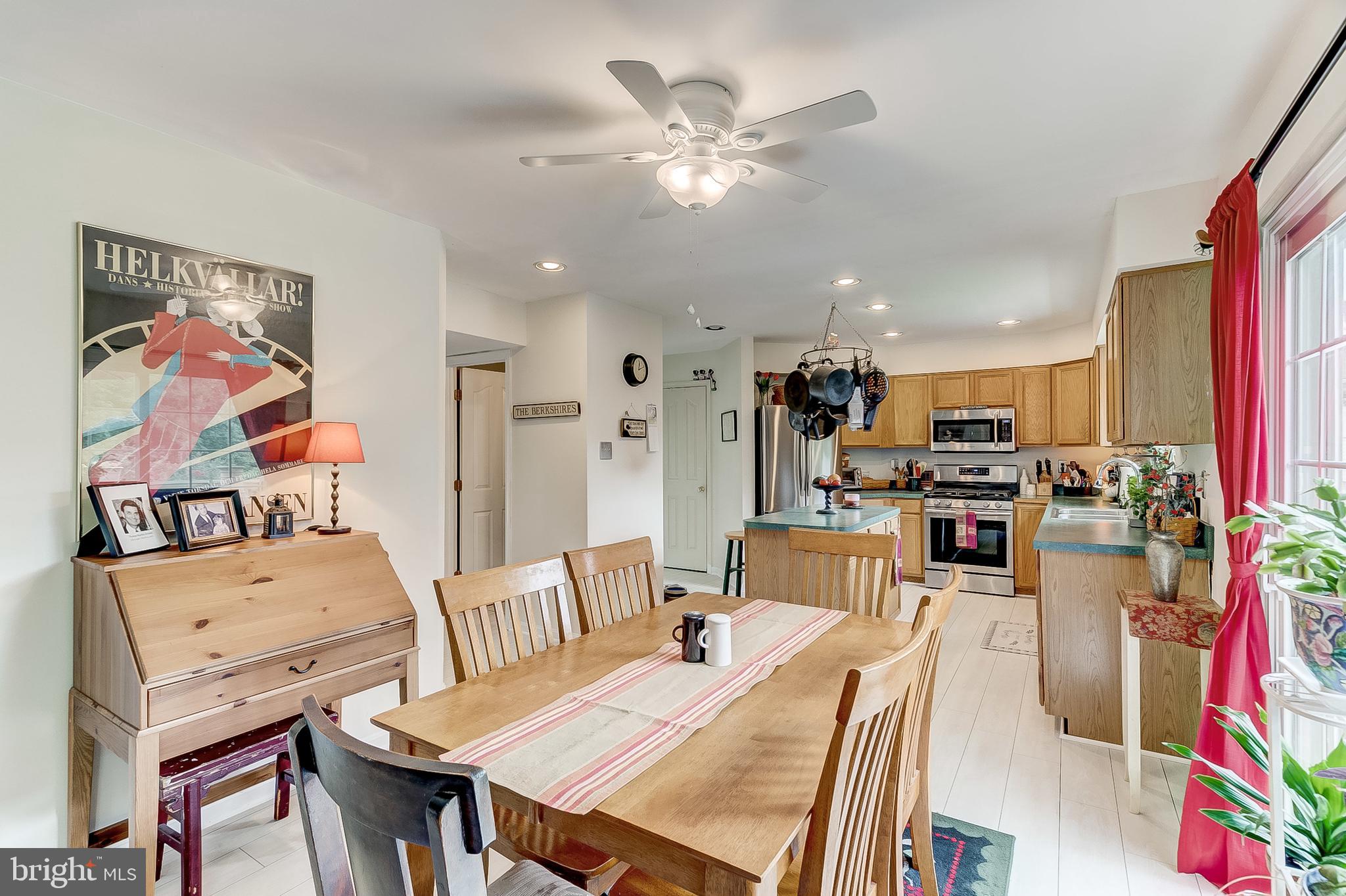 WARFIELDS RANGE - Residential