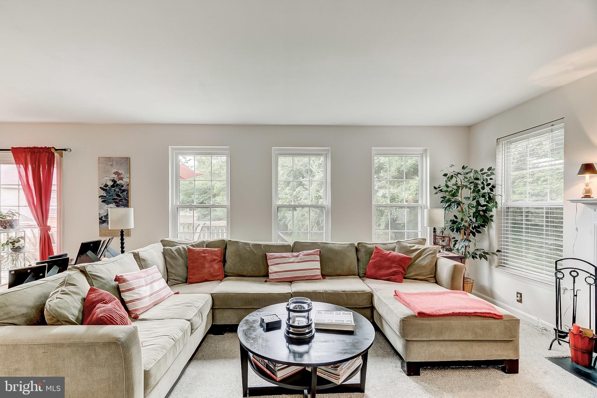 WARFIELDS RANGE - Residential