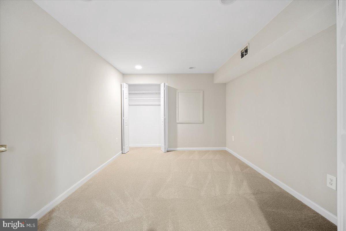 ELLENWOOD - Residential