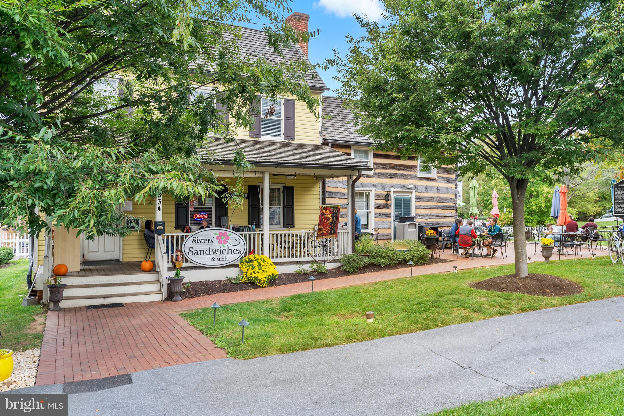 ELLENWOOD - Residential