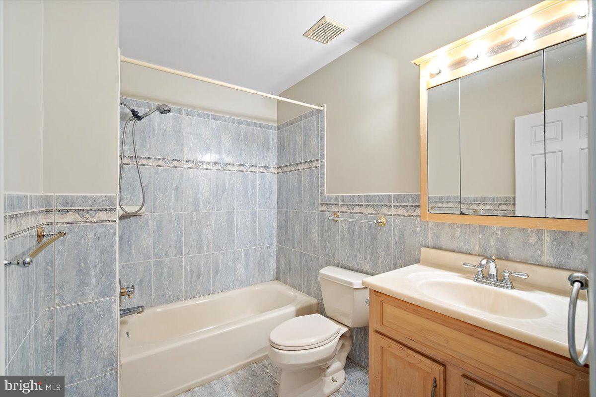 ELLENWOOD - Residential