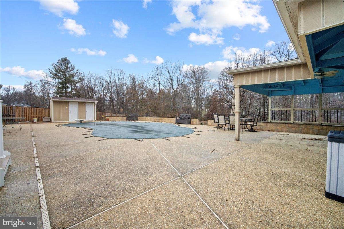 ELLENWOOD - Residential