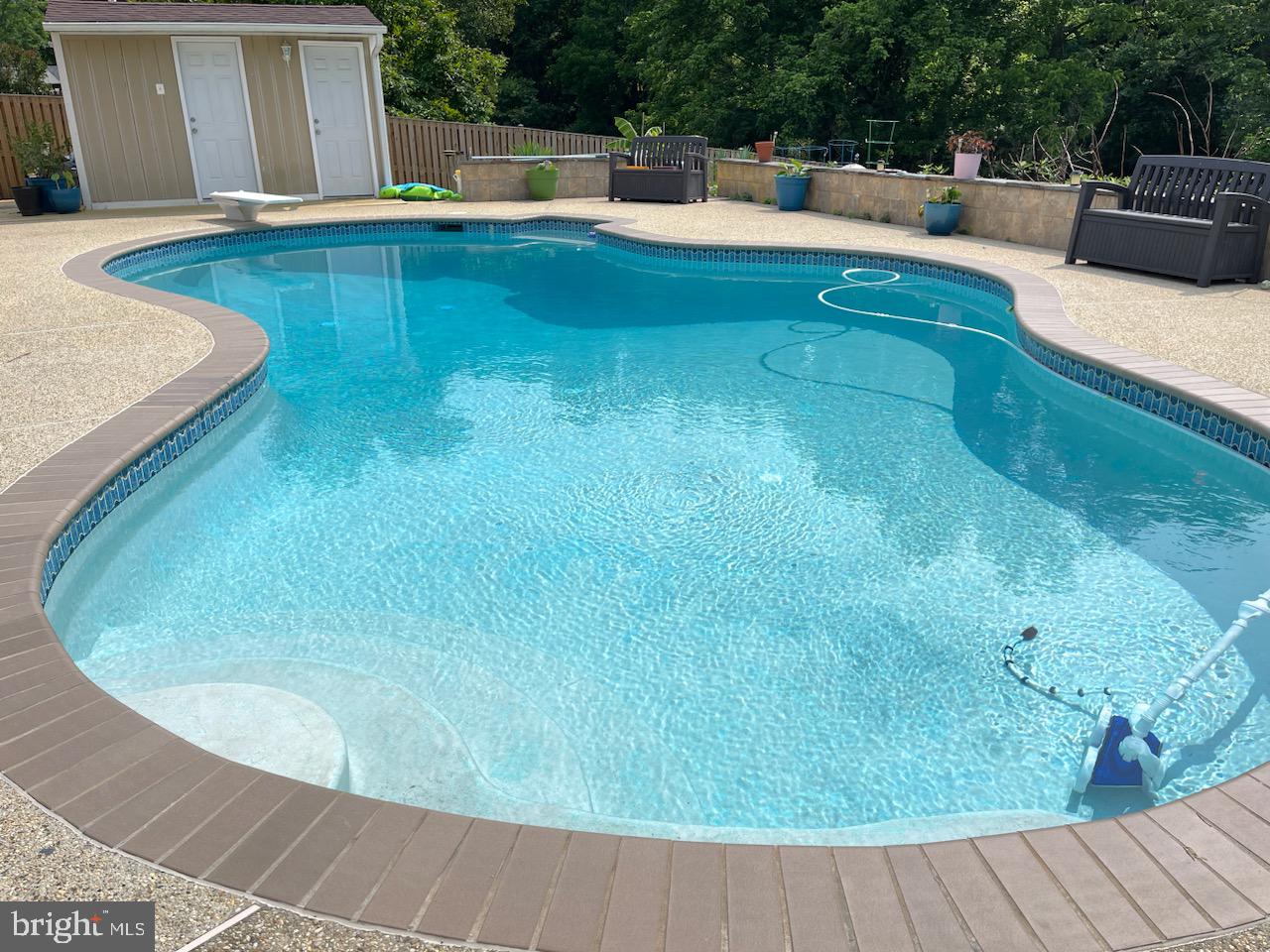 ELLENWOOD - Residential