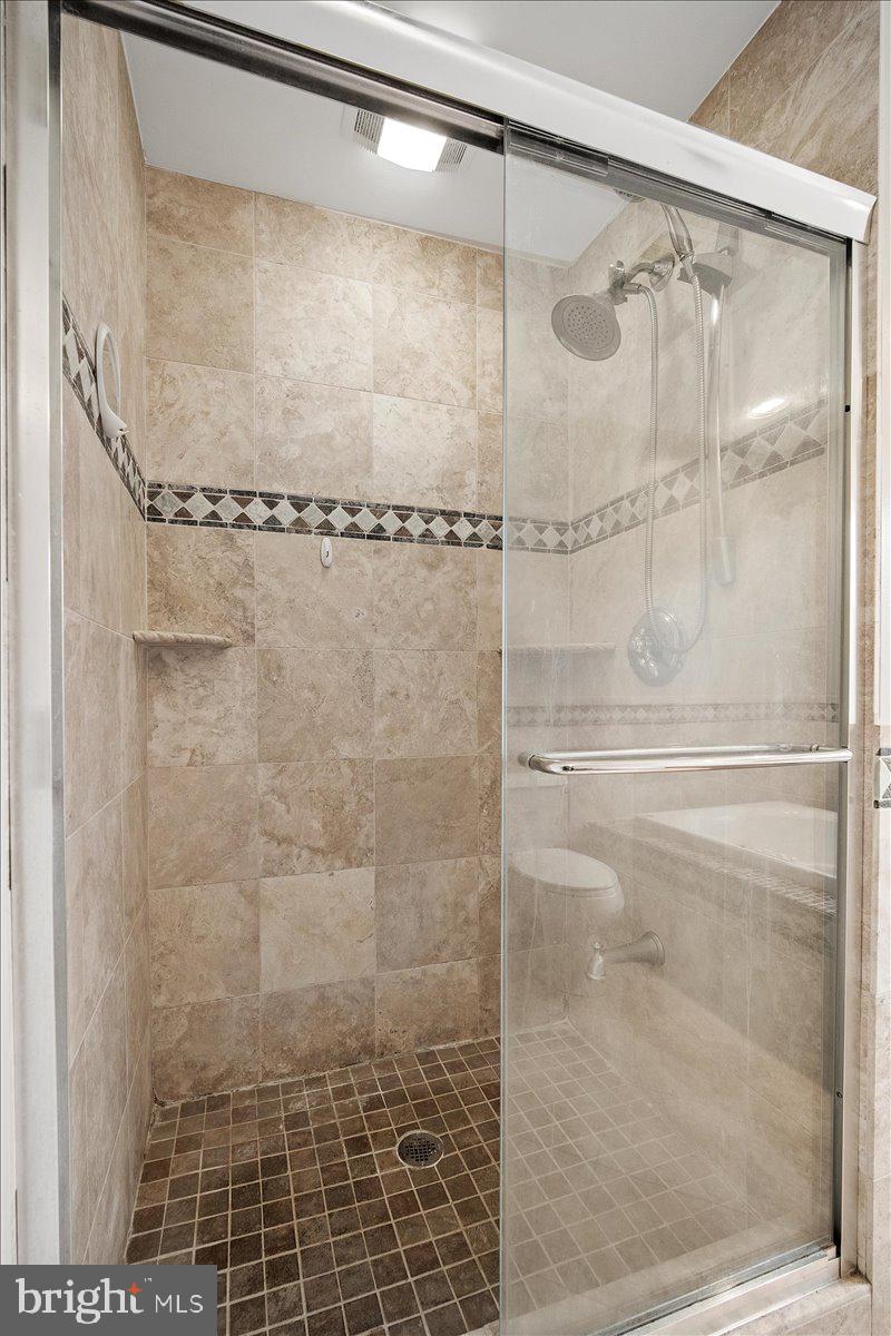 ELLENWOOD - Residential