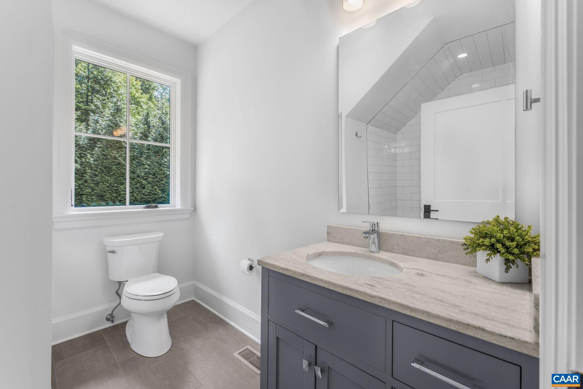 COLTHURST FARM - Residential