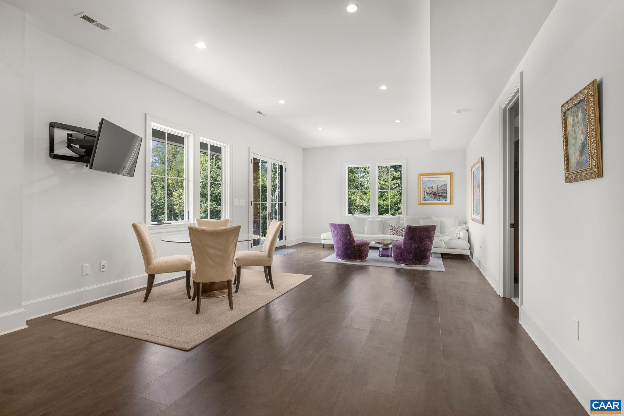 COLTHURST FARM - Residential