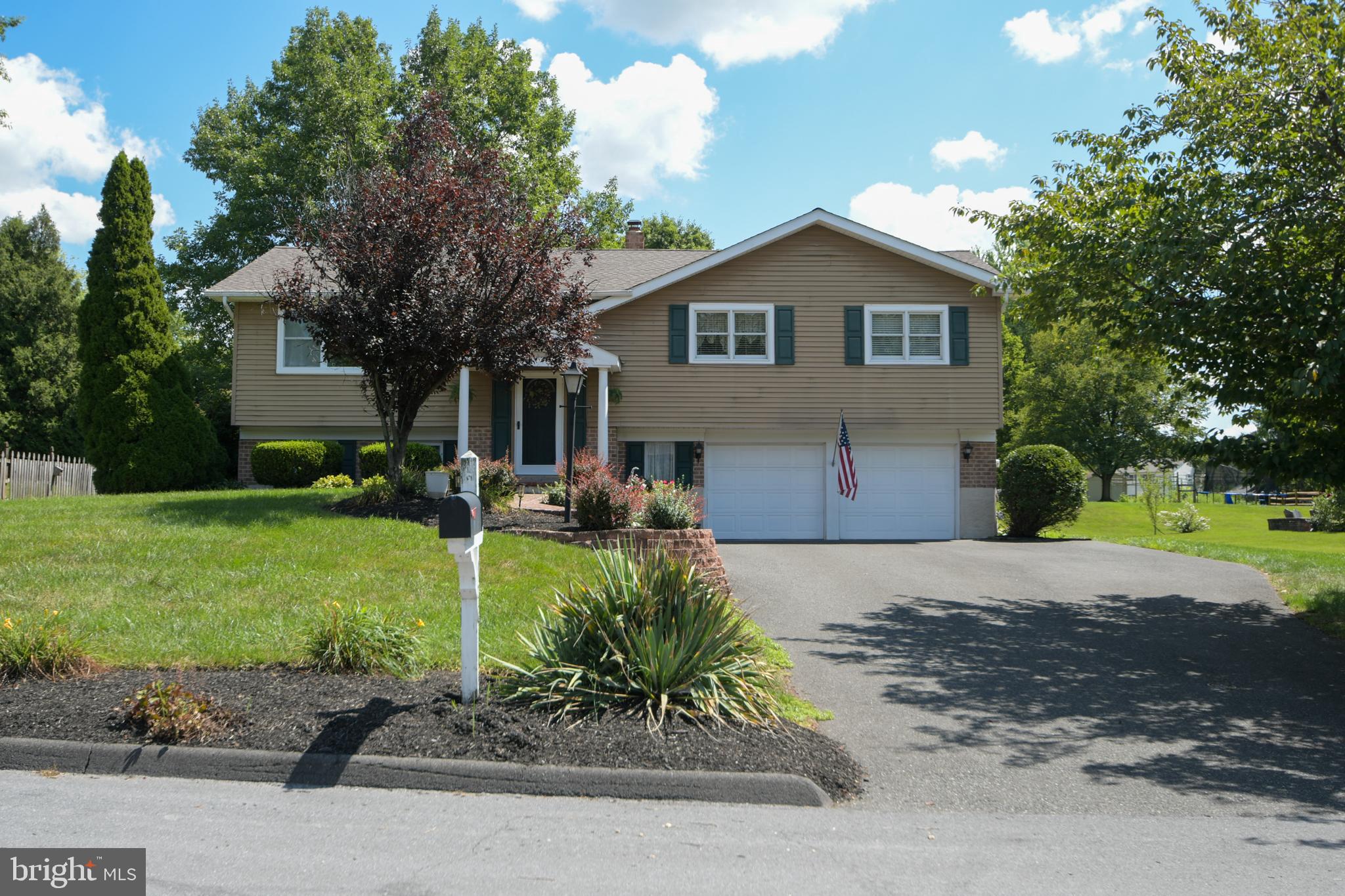 126 SURREY LANE