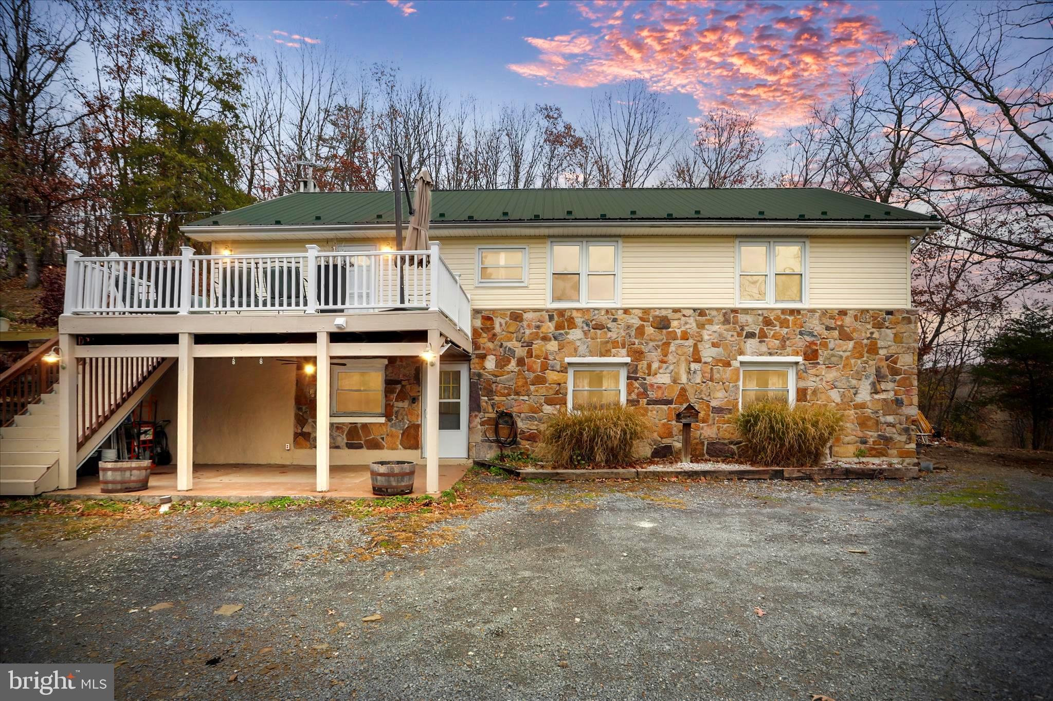 571 MARTINSBURG ROAD