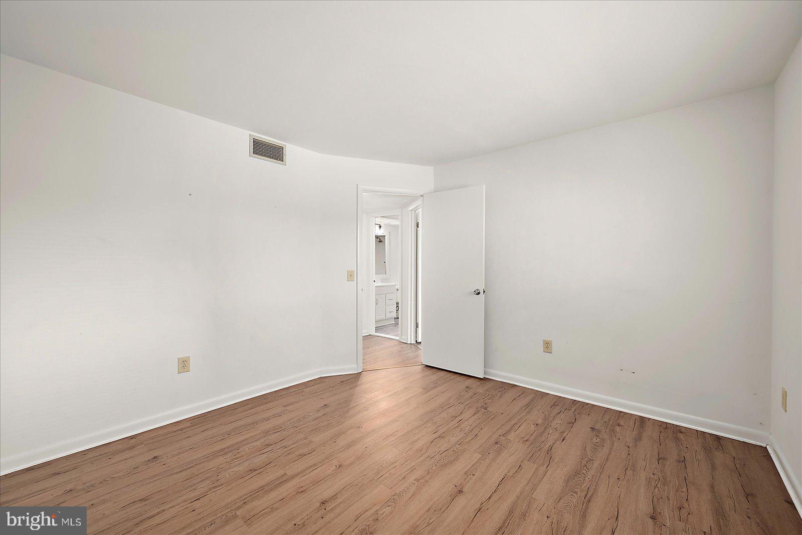 OCEAN PINES - BAY COLONY - Residential