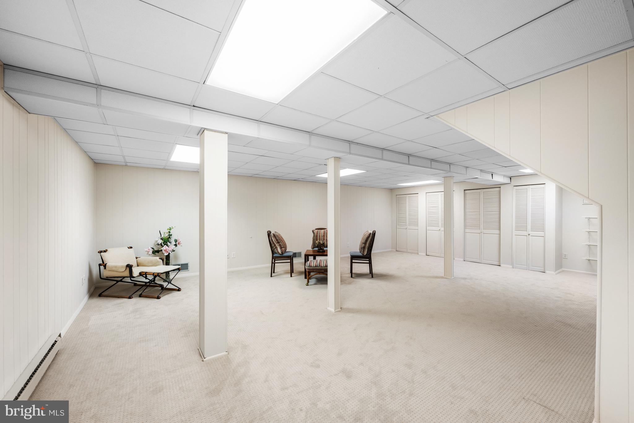 MONTROSE WOODS - Residential