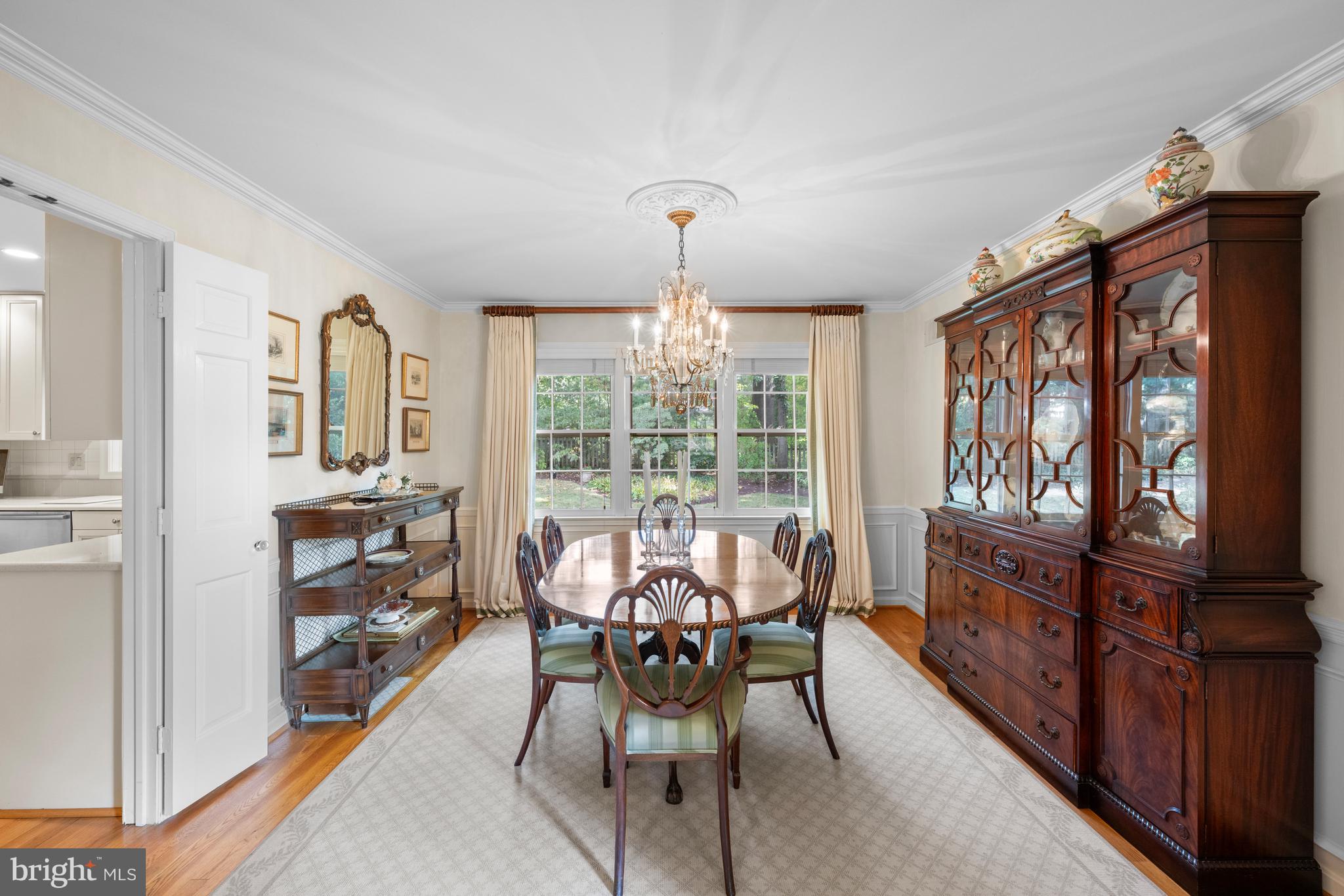 MONTROSE WOODS - Residential