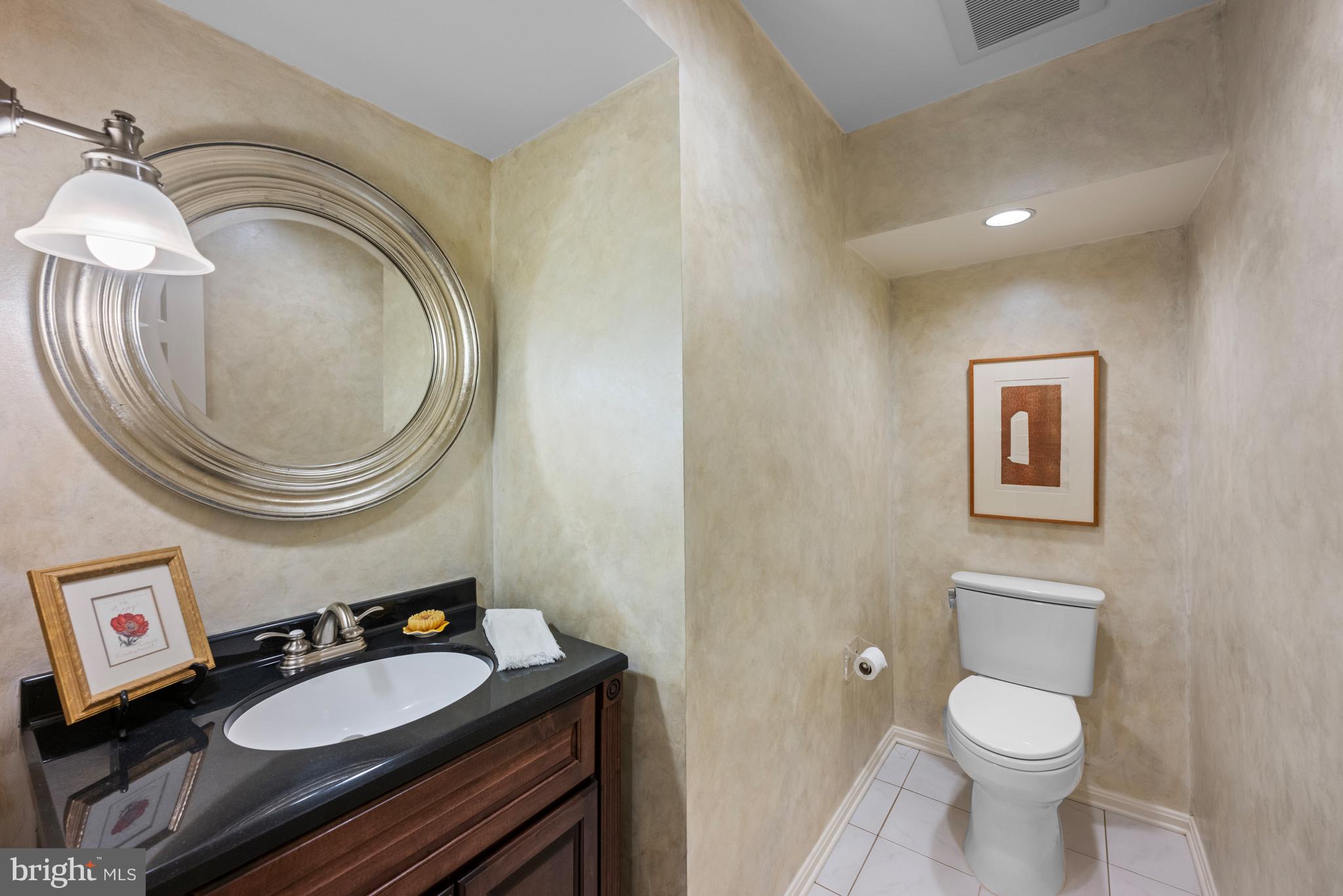 MONTROSE WOODS - Residential