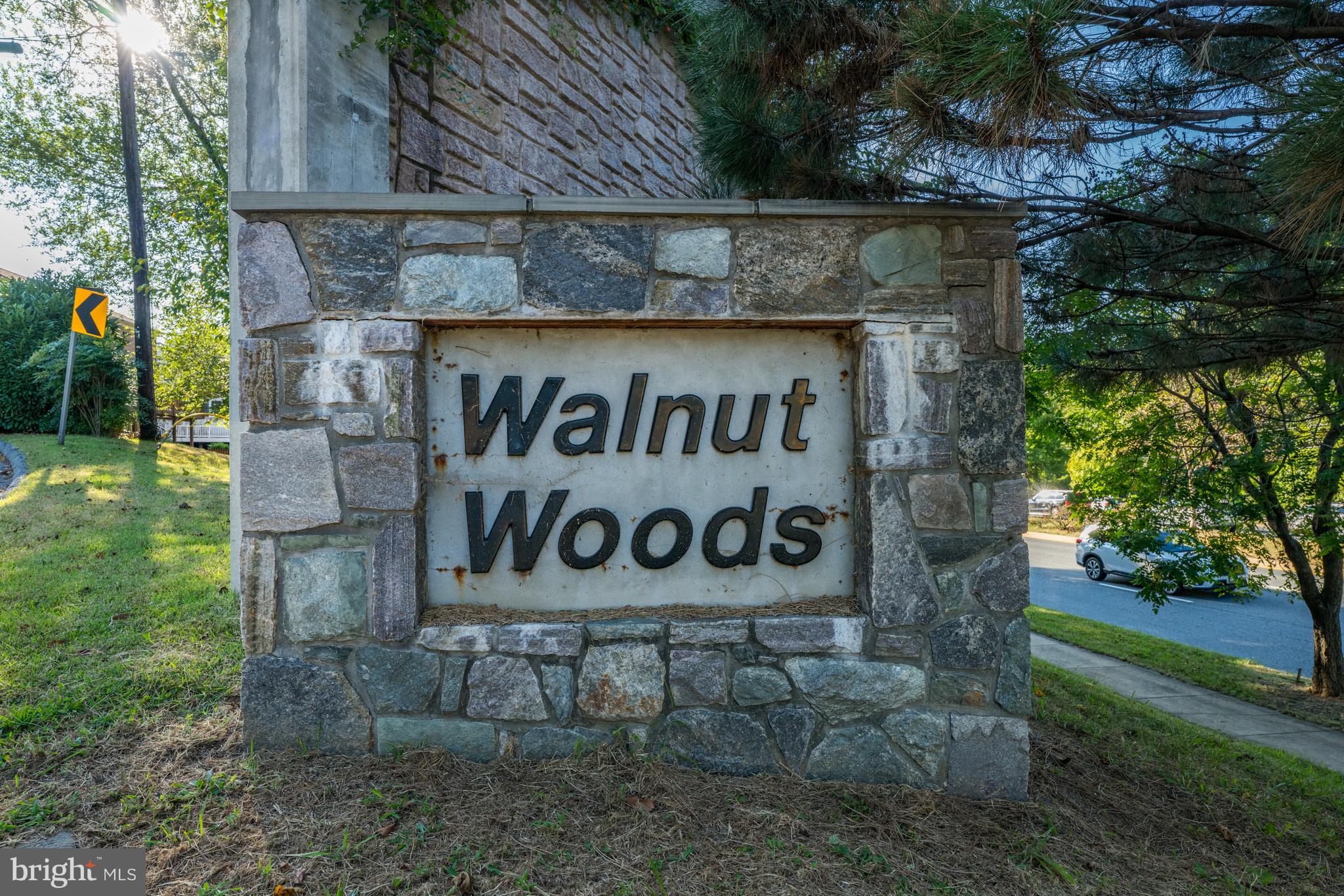 MONTROSE WOODS - Residential