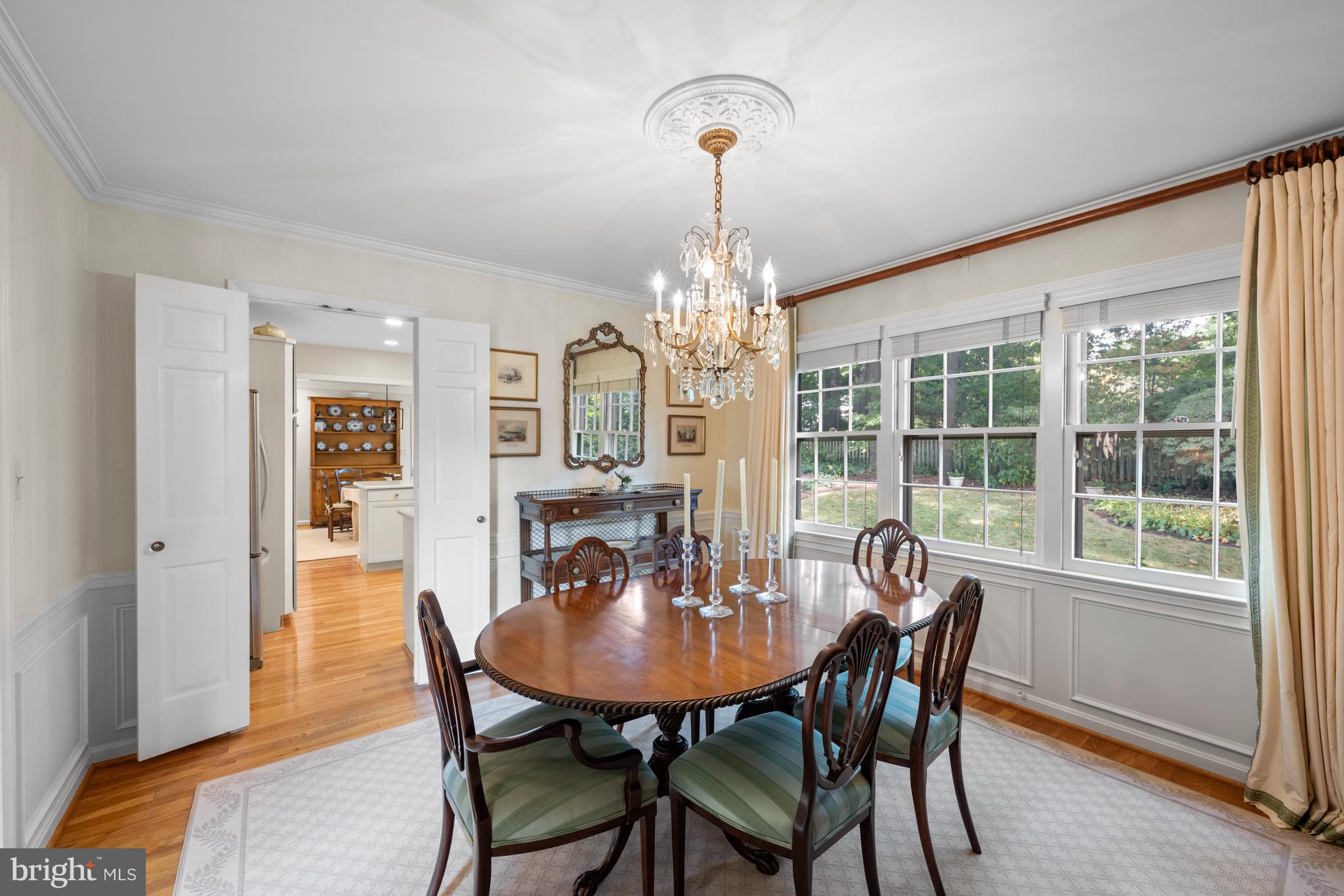 MONTROSE WOODS - Residential