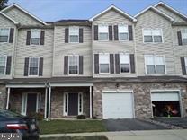 Super nice townhome. NO PETS! Rent includes trash, grass, ho ,sewer. Must have decent credit above 620 no exceptions and income of 57200. Looking for a long term tenant, who takes care of things. 3 nice brdooms, master bath, rec room, deck to rear.