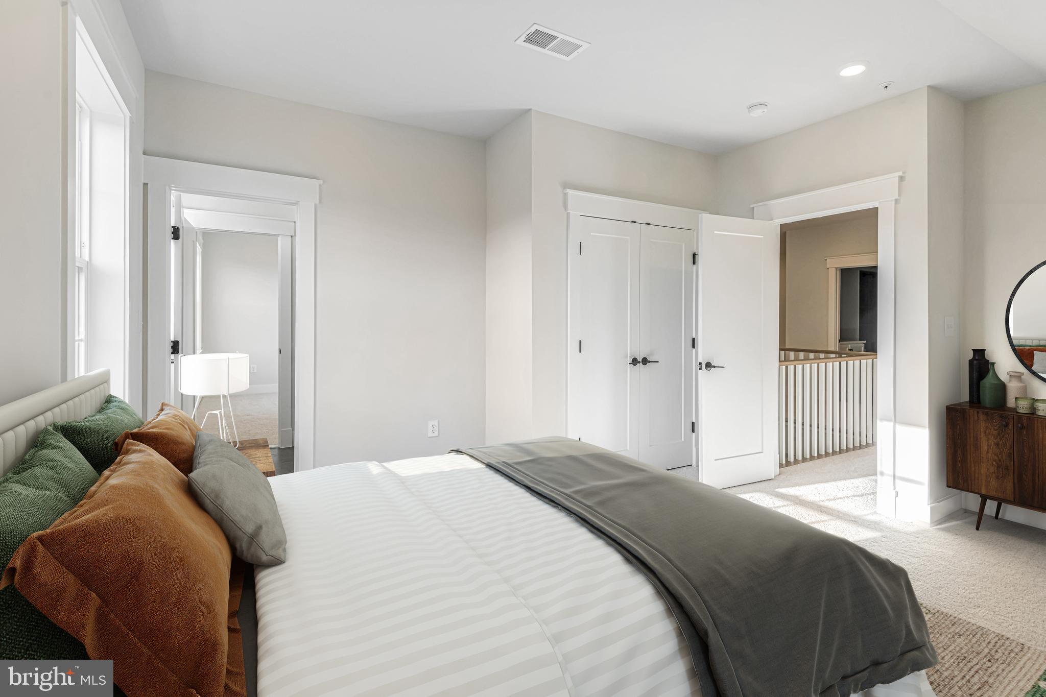 GLENN DALE - Residential