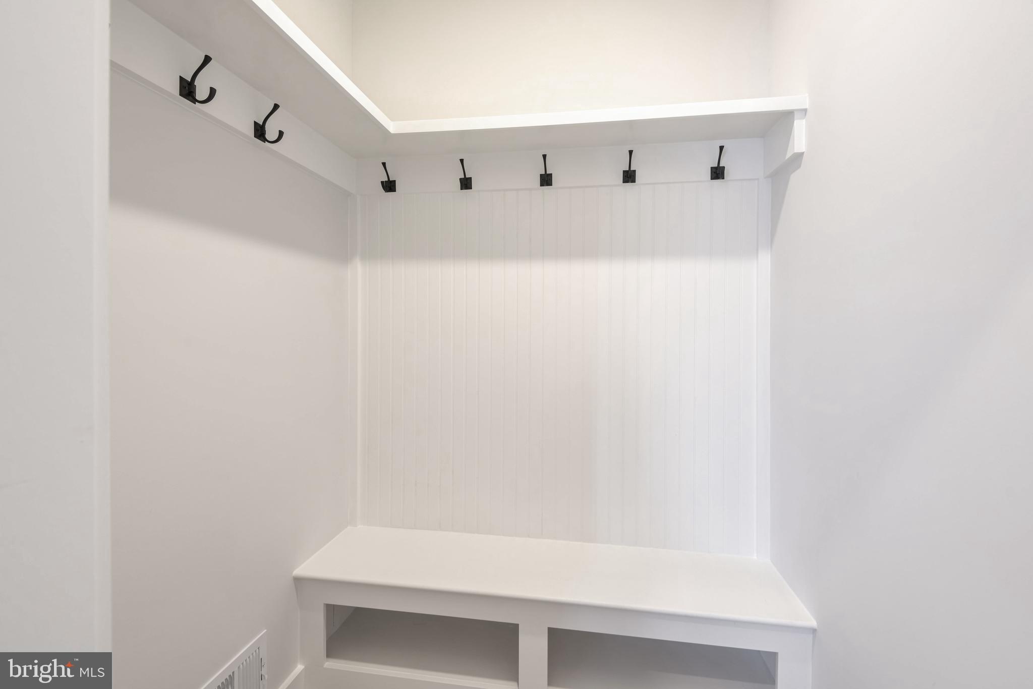 GLENN DALE - Residential