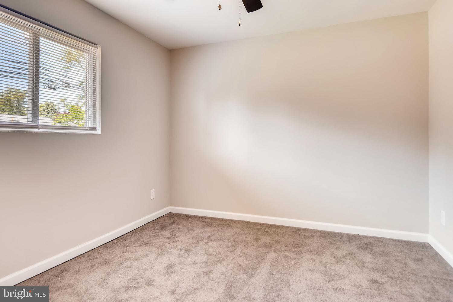 DOUBLE ROCK - Residential