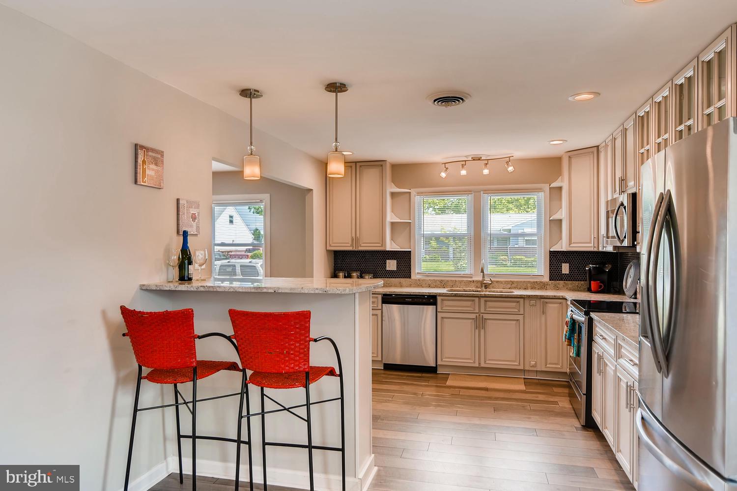 DOUBLE ROCK - Residential