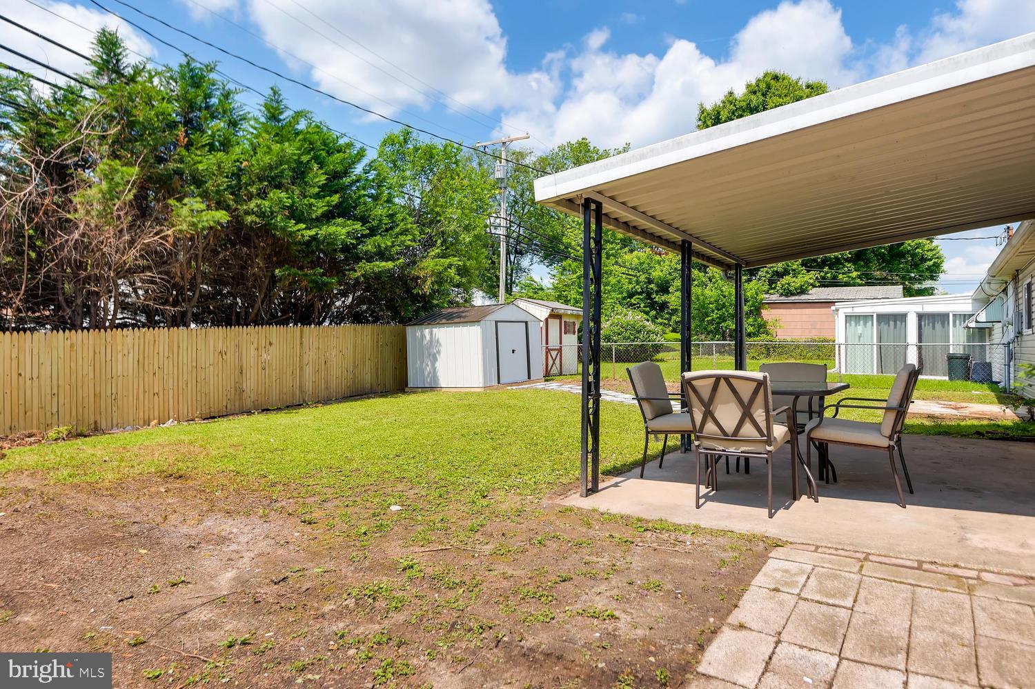 DOUBLE ROCK - Residential