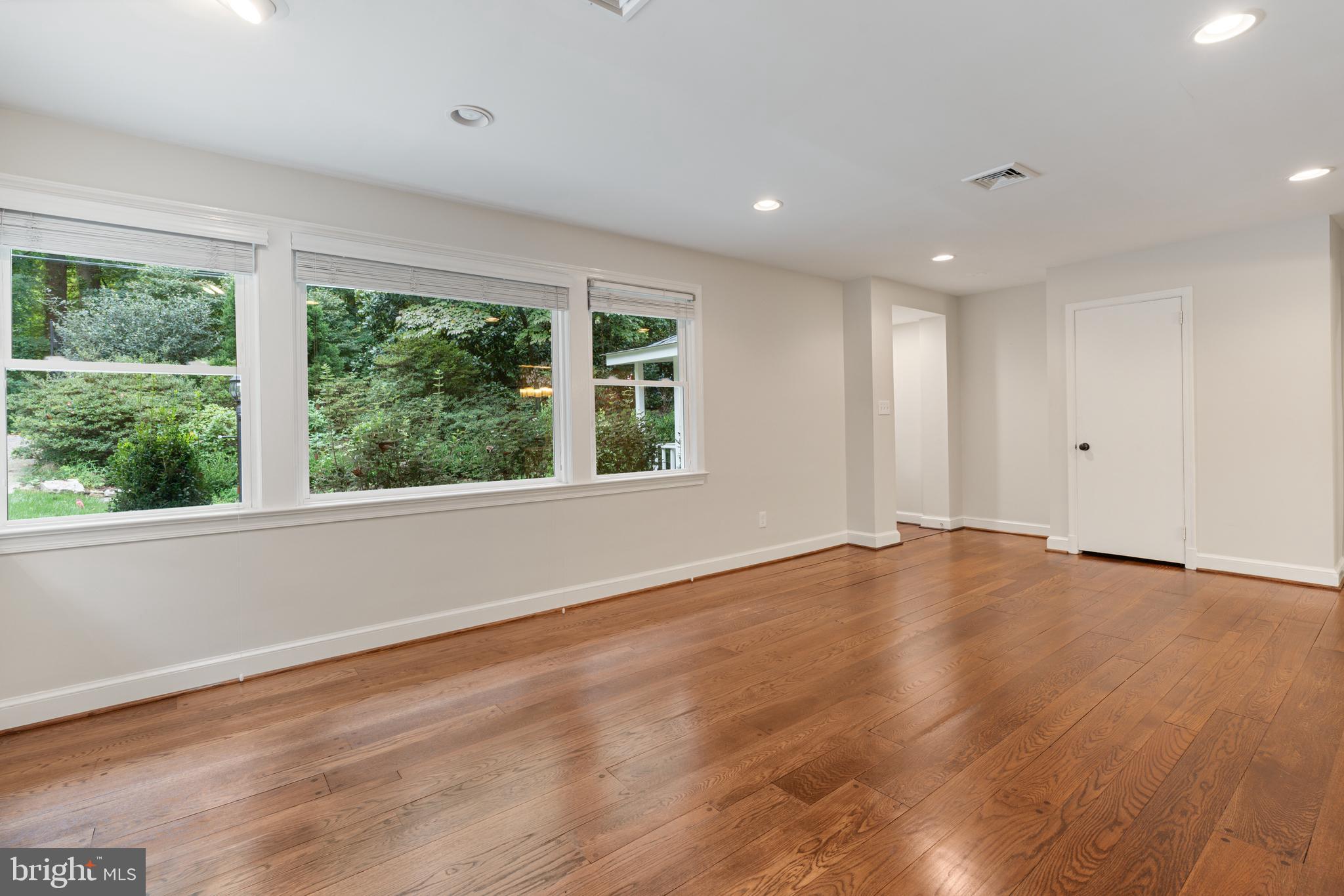 CHESTERBROOK - Residential Lease