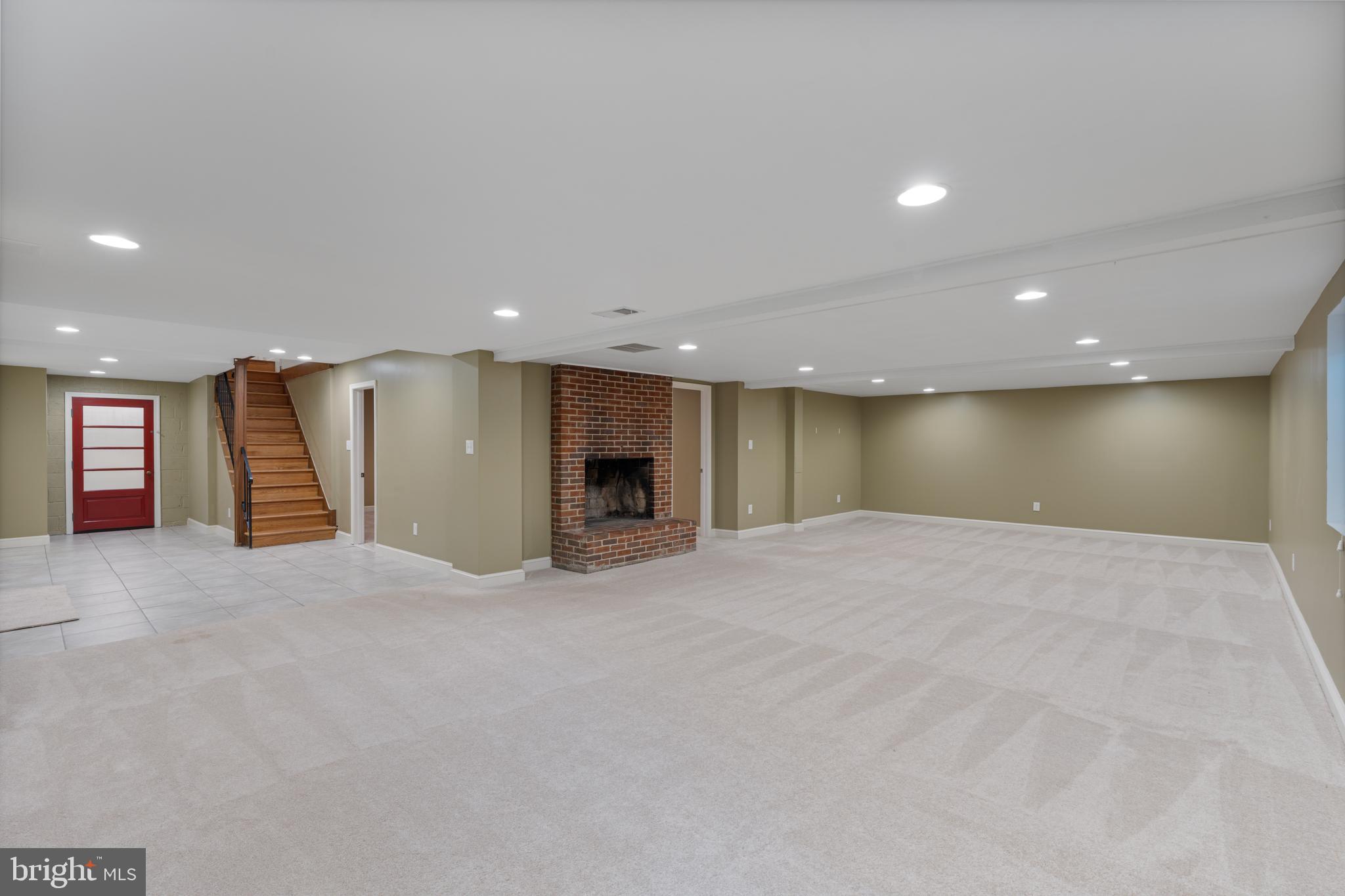 CHESTERBROOK - Residential Lease