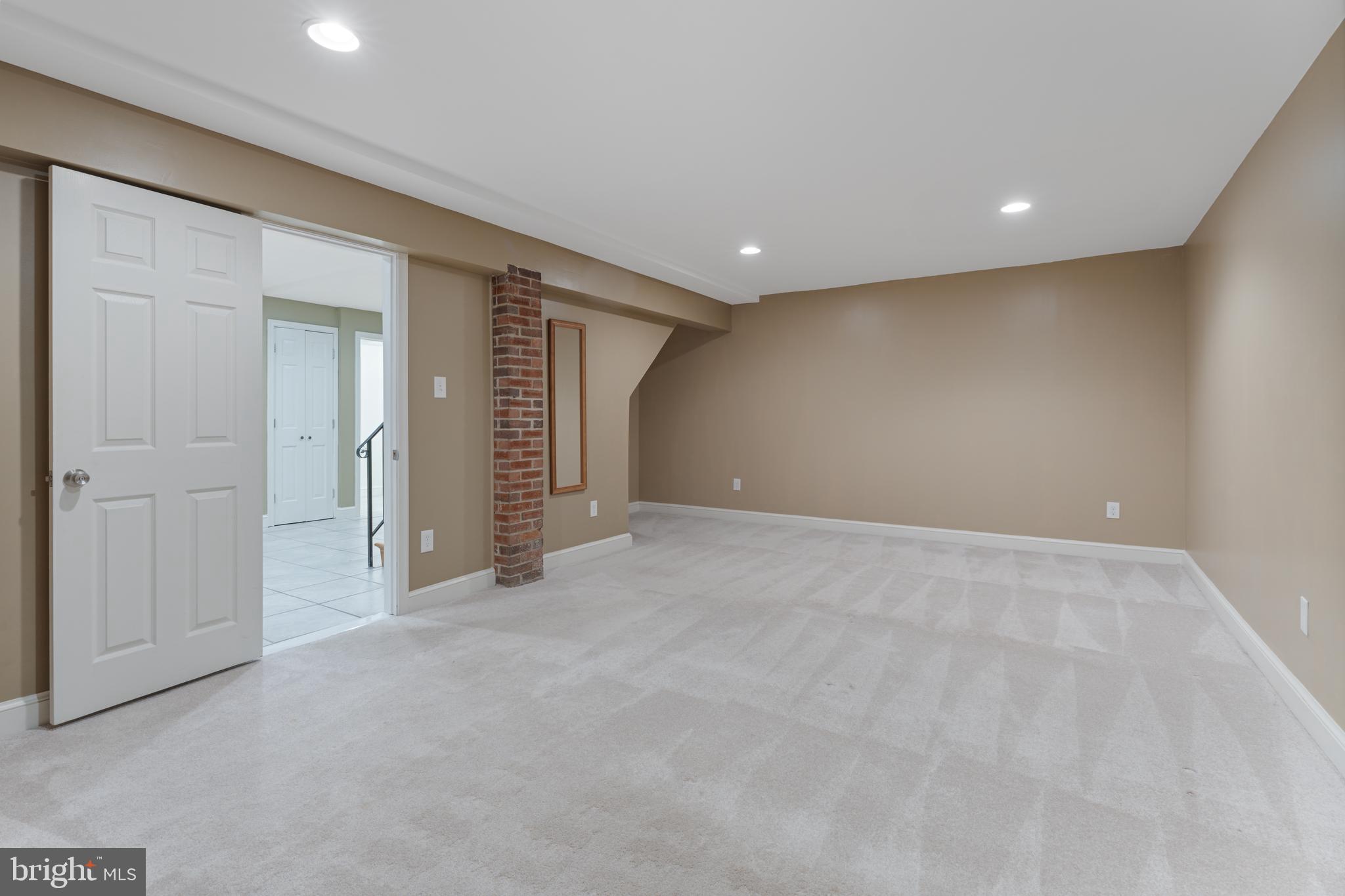 CHESTERBROOK - Residential Lease