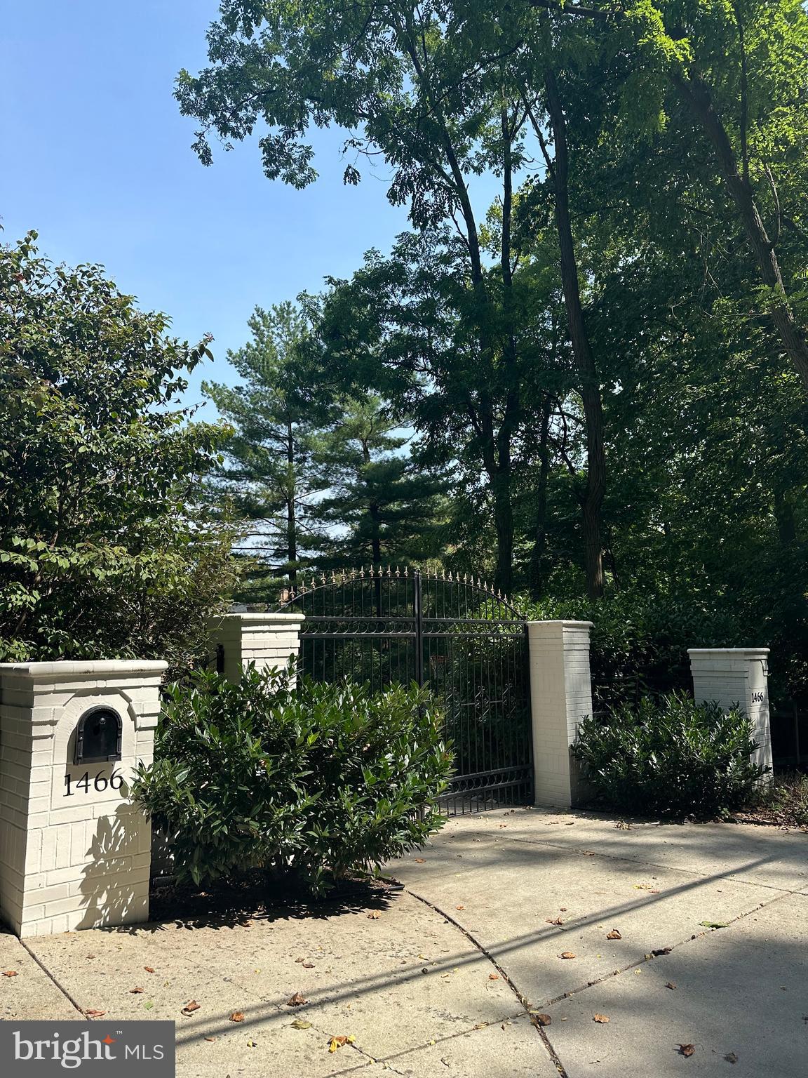 CHESTERBROOK - Residential Lease