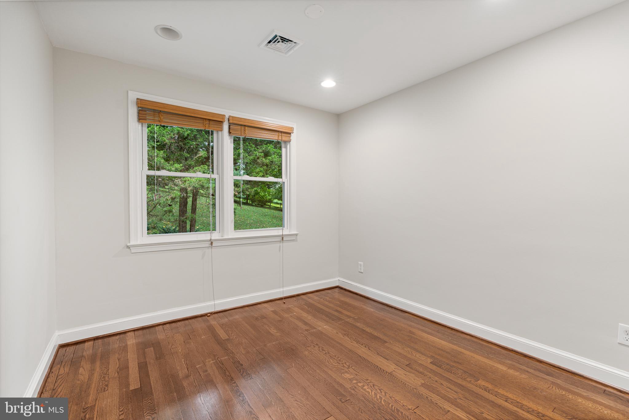 CHESTERBROOK - Residential Lease