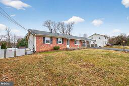 MILL CREEK TOWNE - Residential Lease