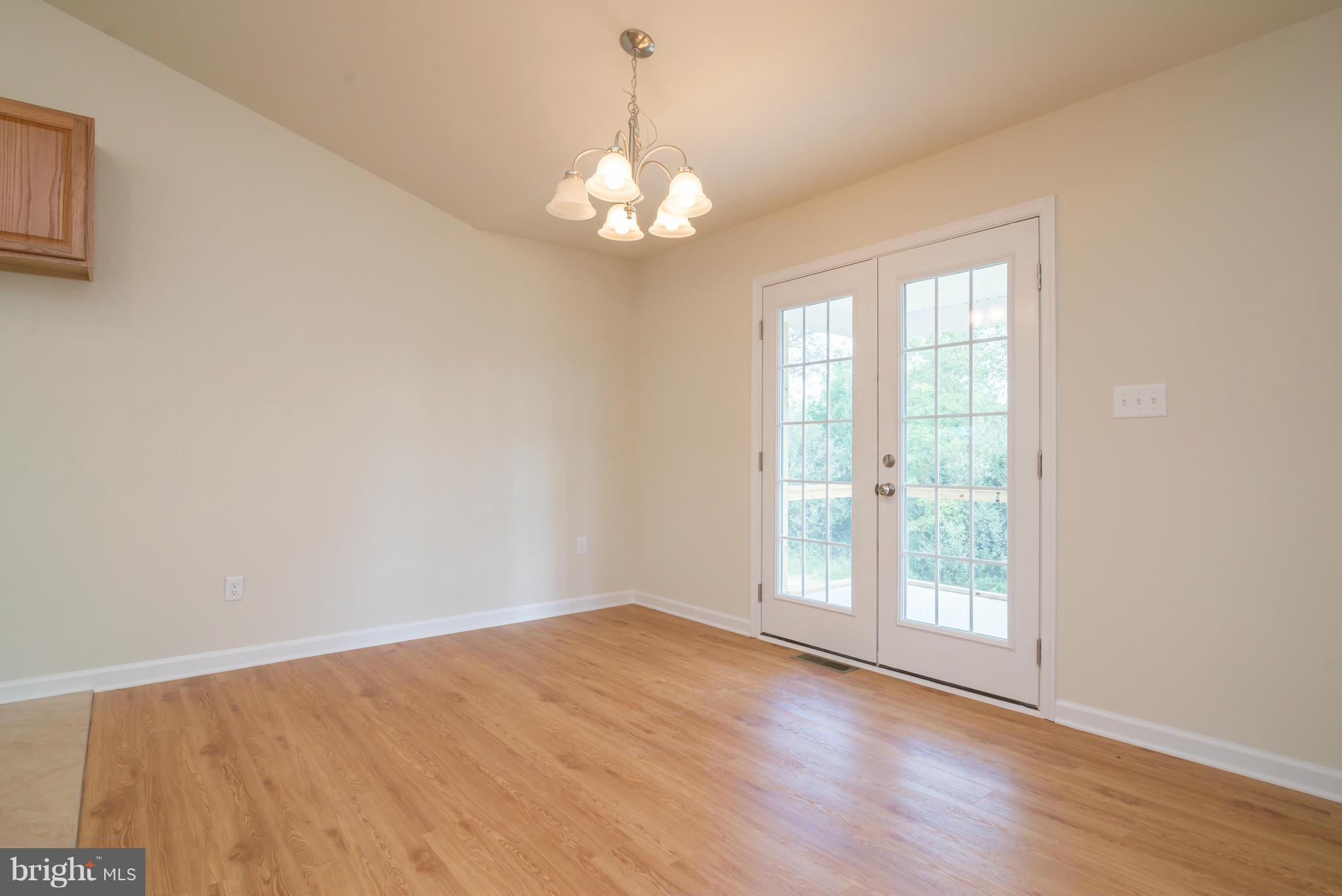 BOYDS CROSSING - Residential