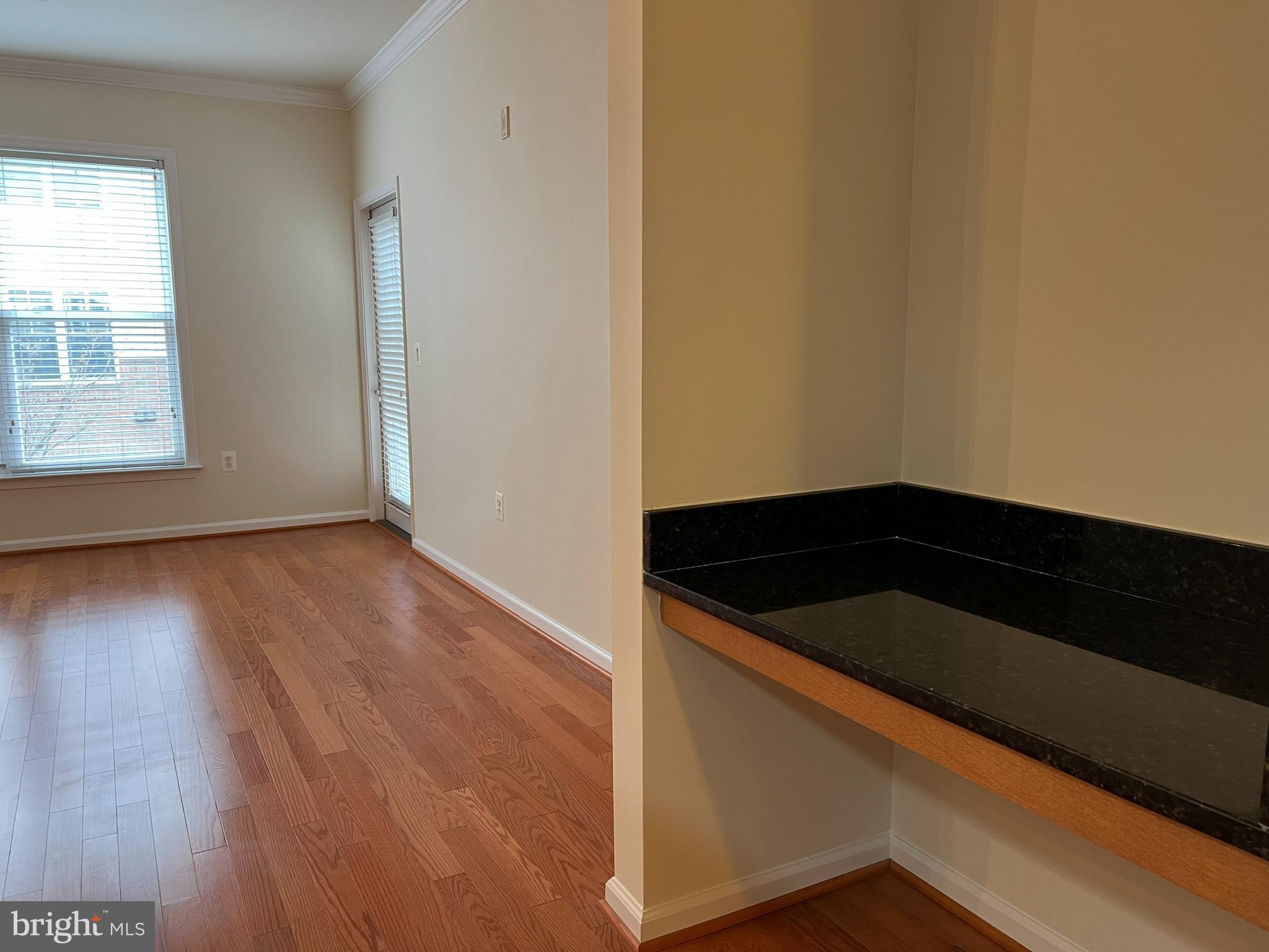 CHANTILLY PARK - Residential Lease