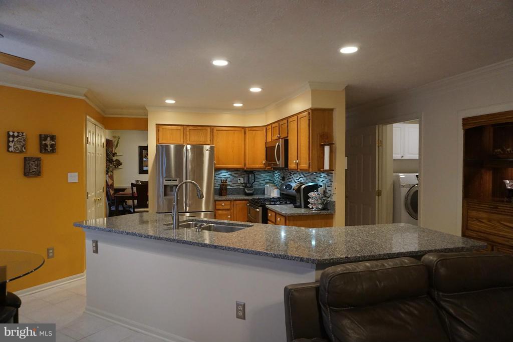 SENECA PARK NORTH - Residential Lease