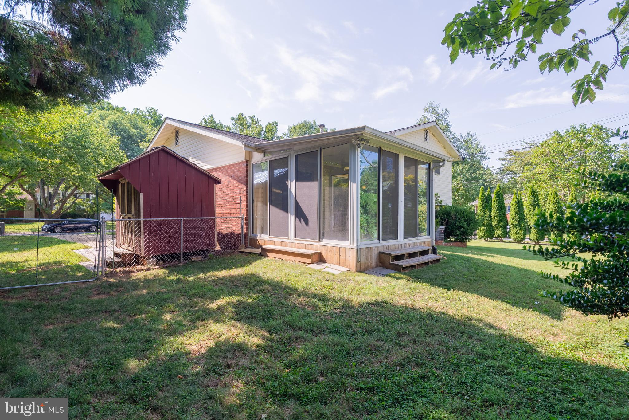 HUNGERFORD - Residential