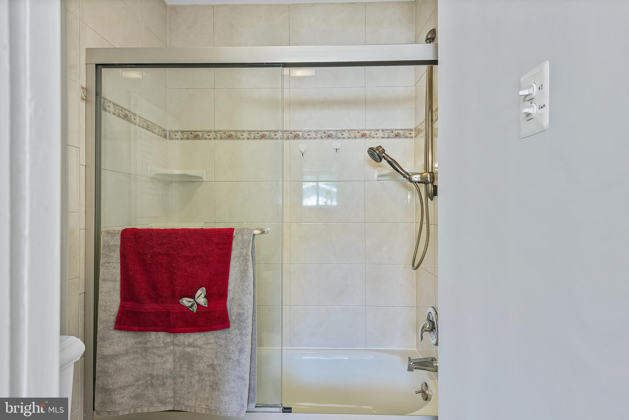 HUNGERFORD - Residential