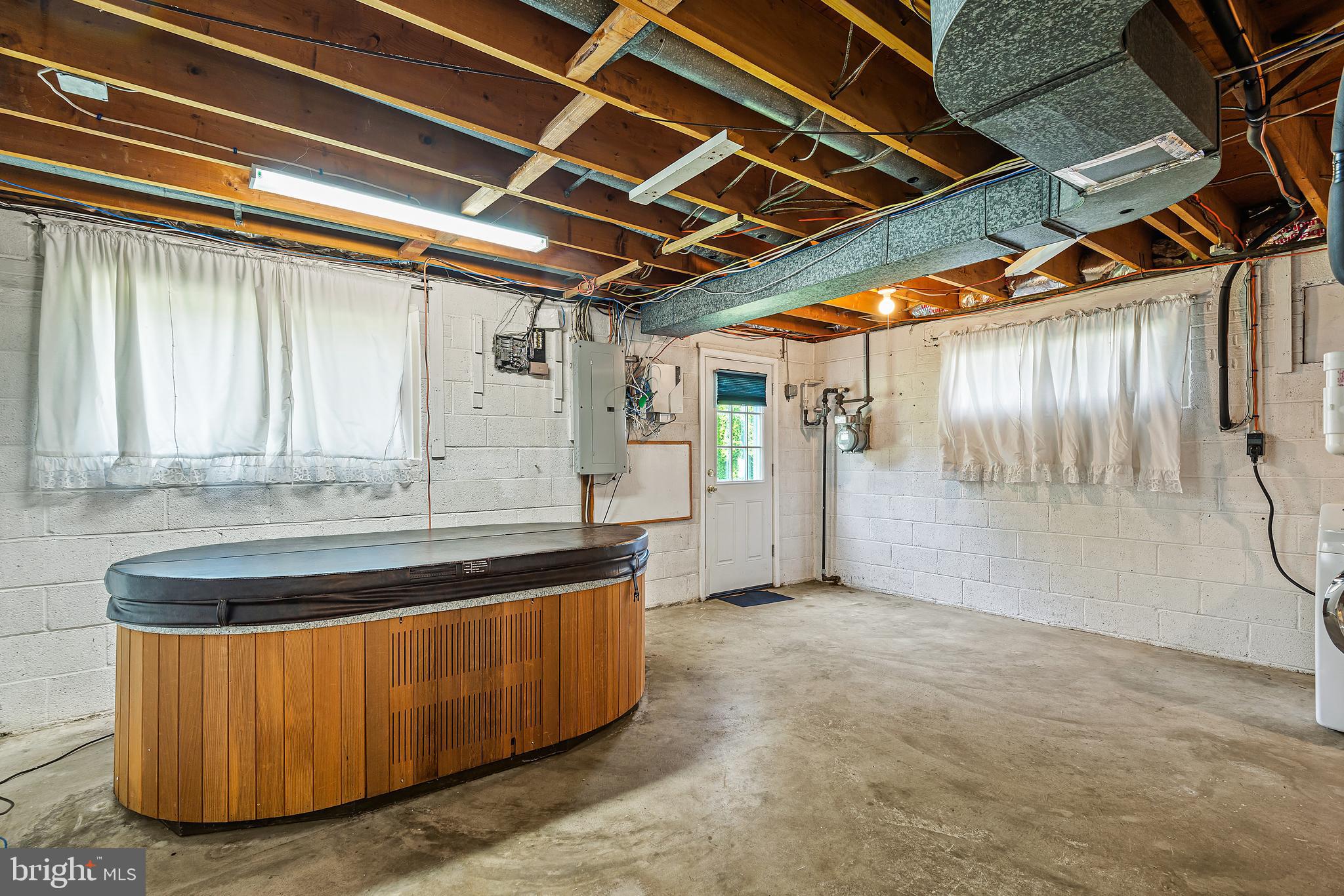 HUNGERFORD - Residential