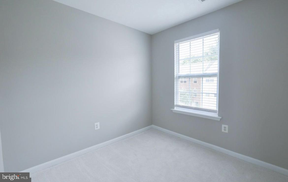 JEFFERSON VILLAGE - Residential Lease