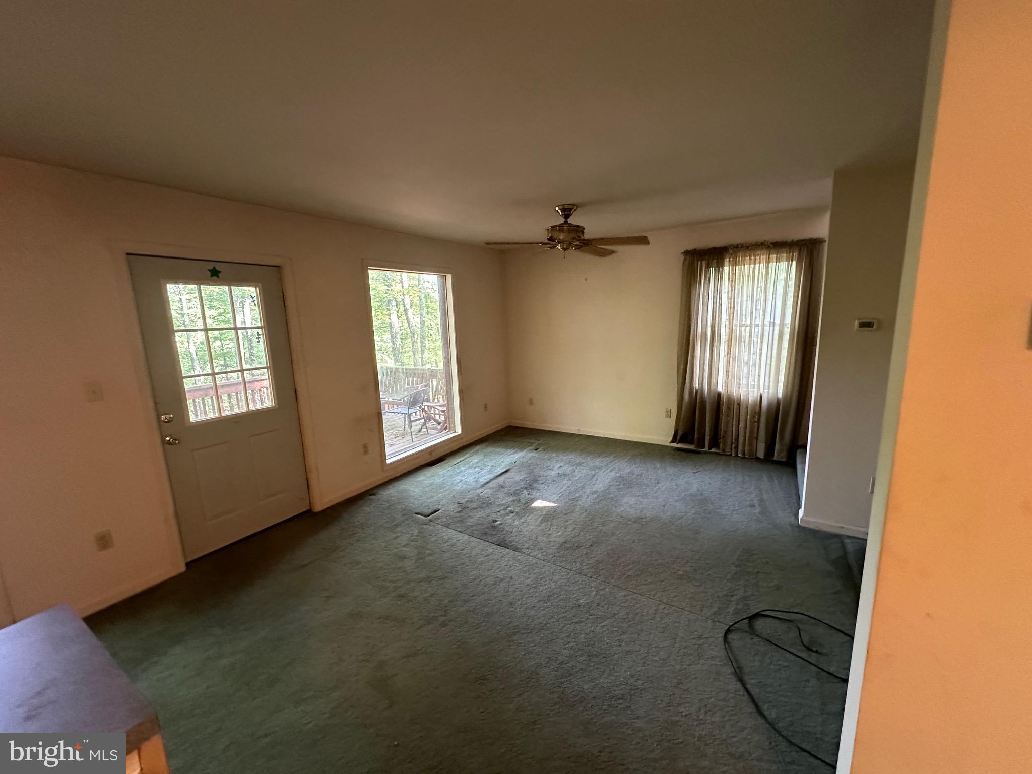 COOLFONT MOUNTAINSIDE - Residential