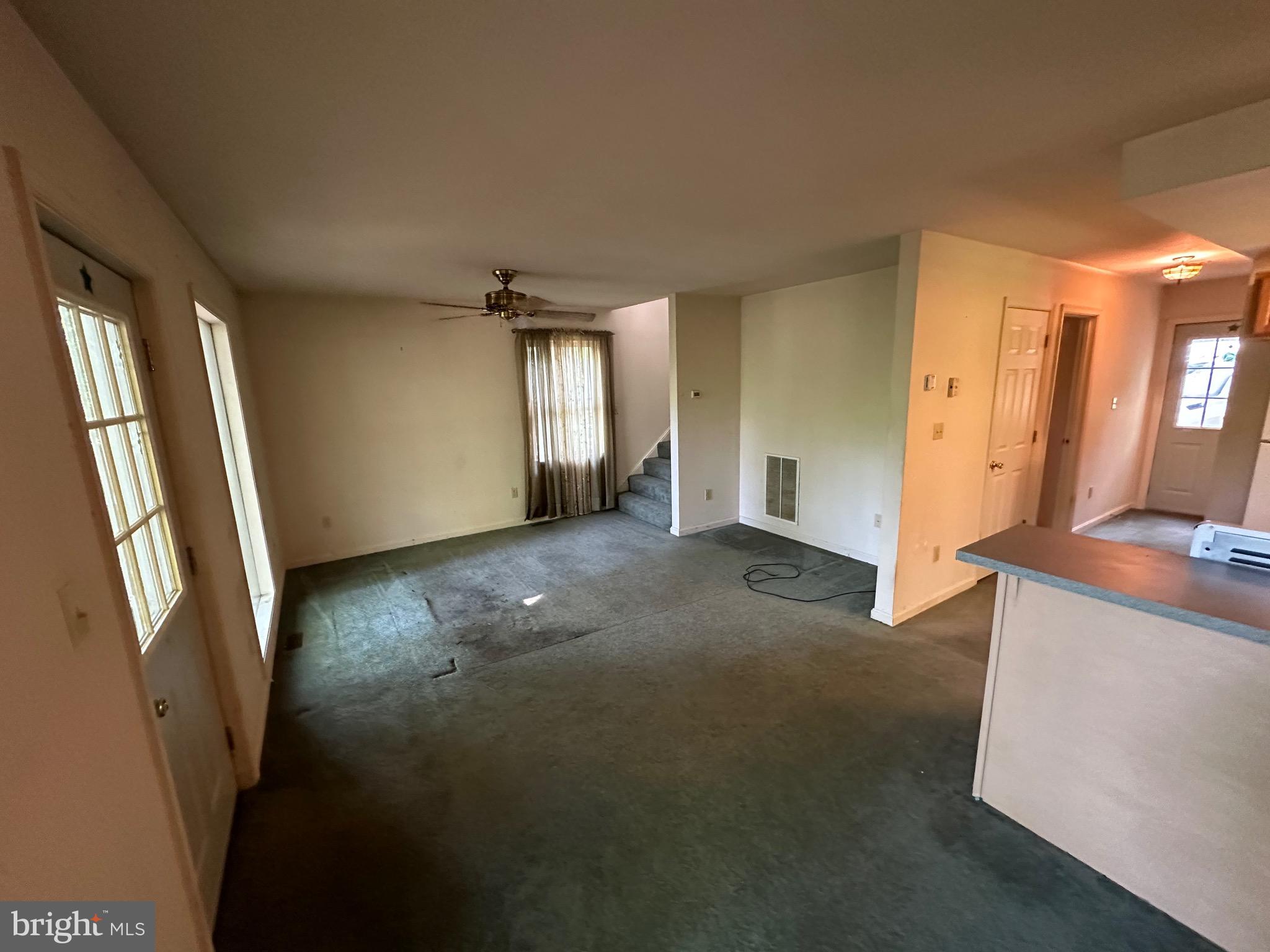 COOLFONT MOUNTAINSIDE - Residential