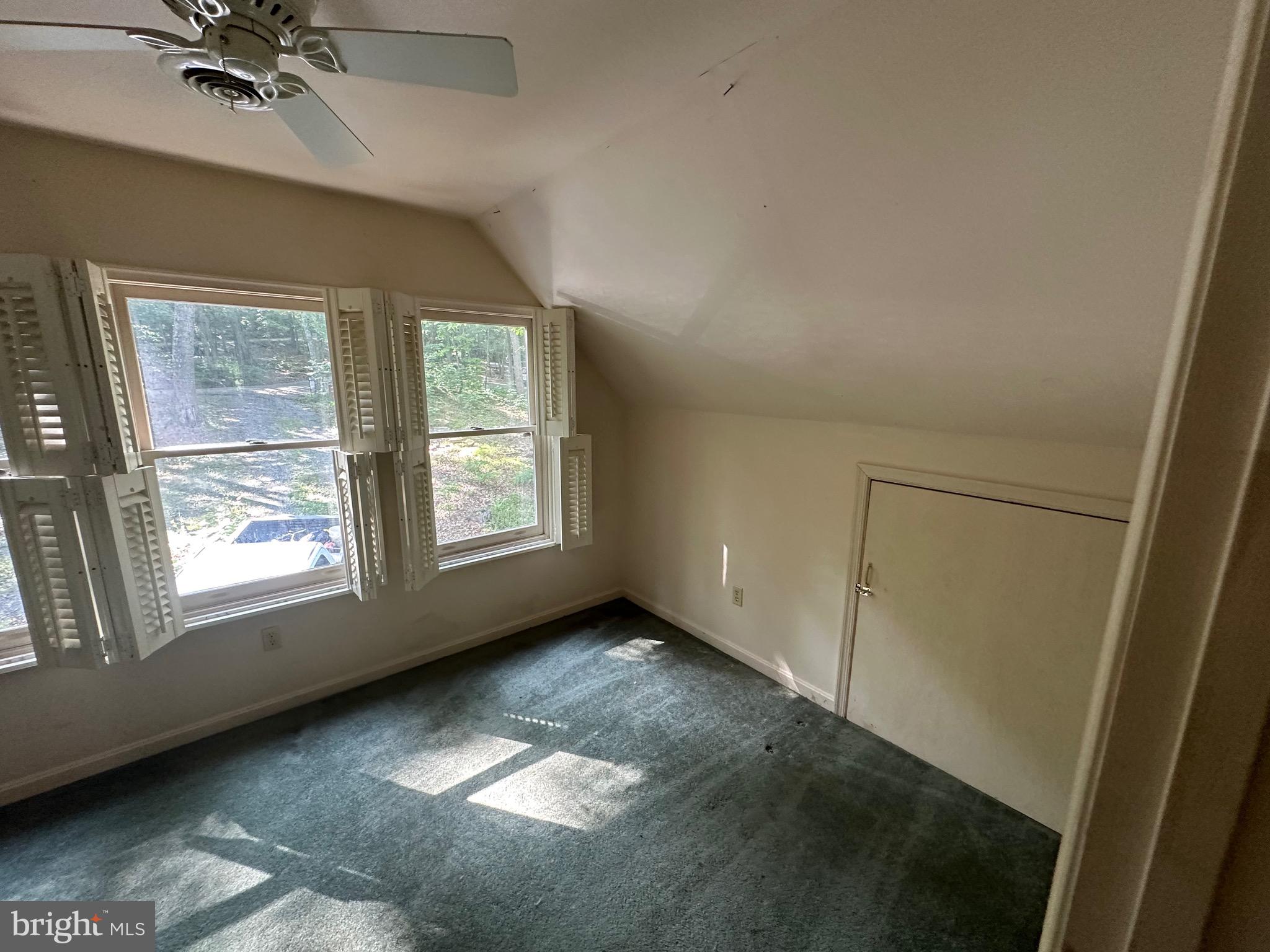 COOLFONT MOUNTAINSIDE - Residential